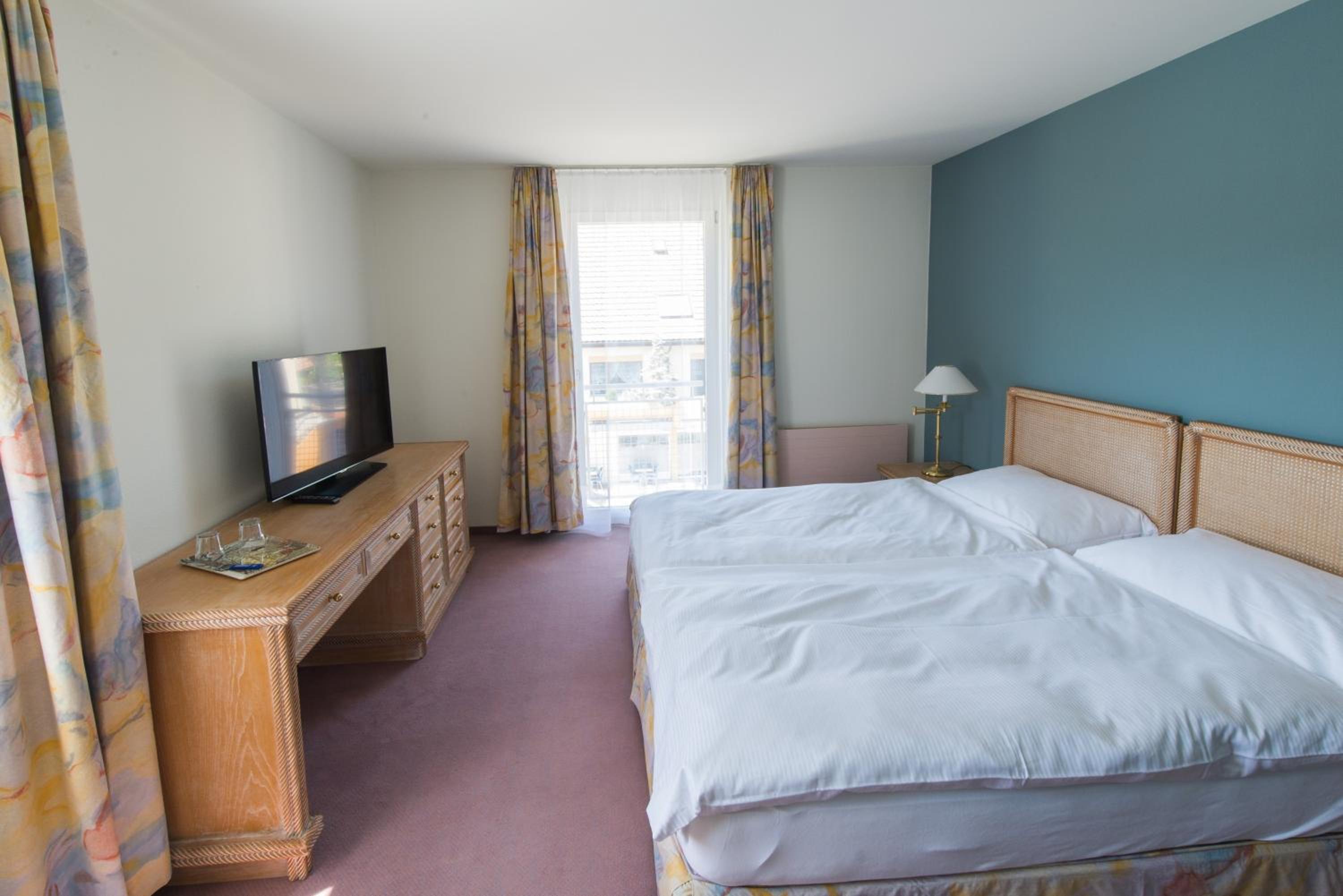 Deluxe Double Room Street View - Photo 2