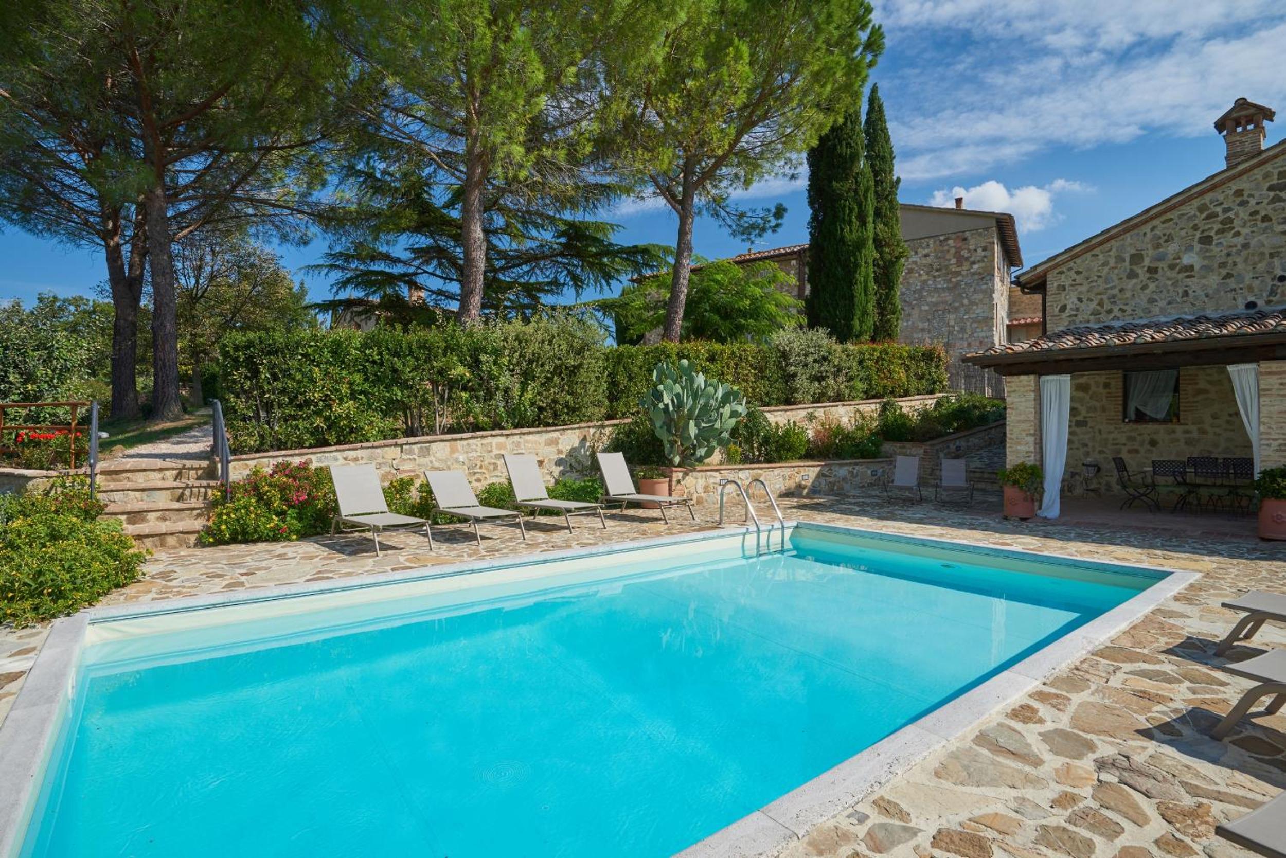 Villa photo 1