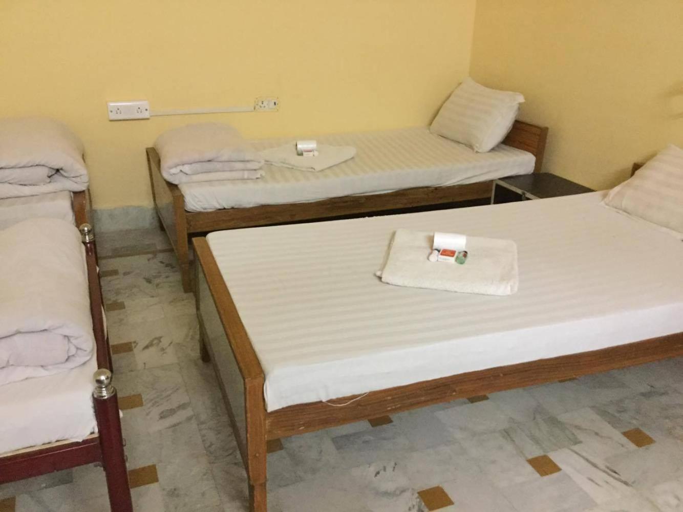 Single Bed in 6-Bed Female Dormitory Room photo 2