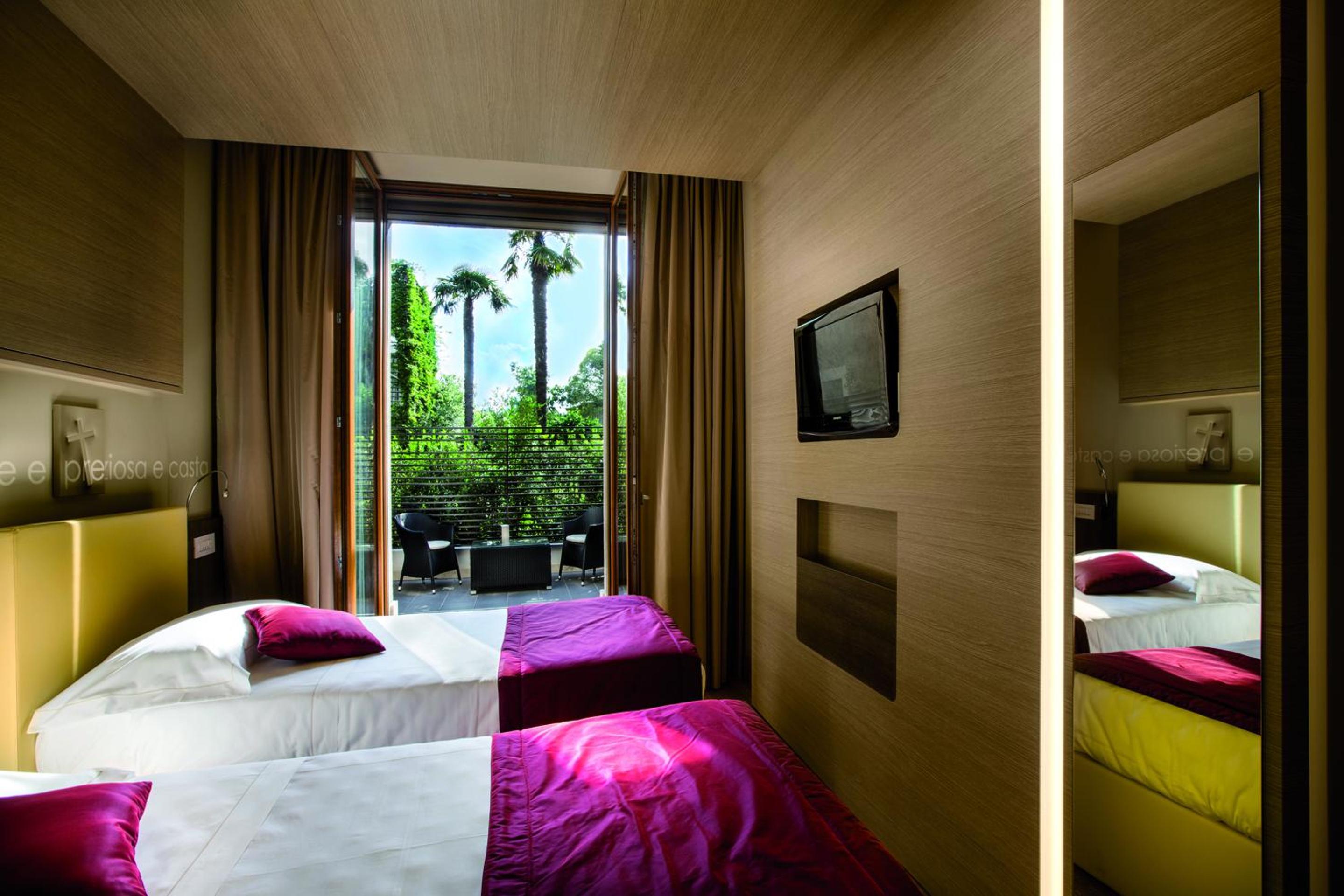 Superior Double Room with Balcony photo 1