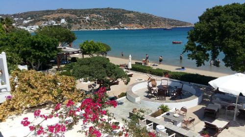 Double Room with Sea View - Photo 8