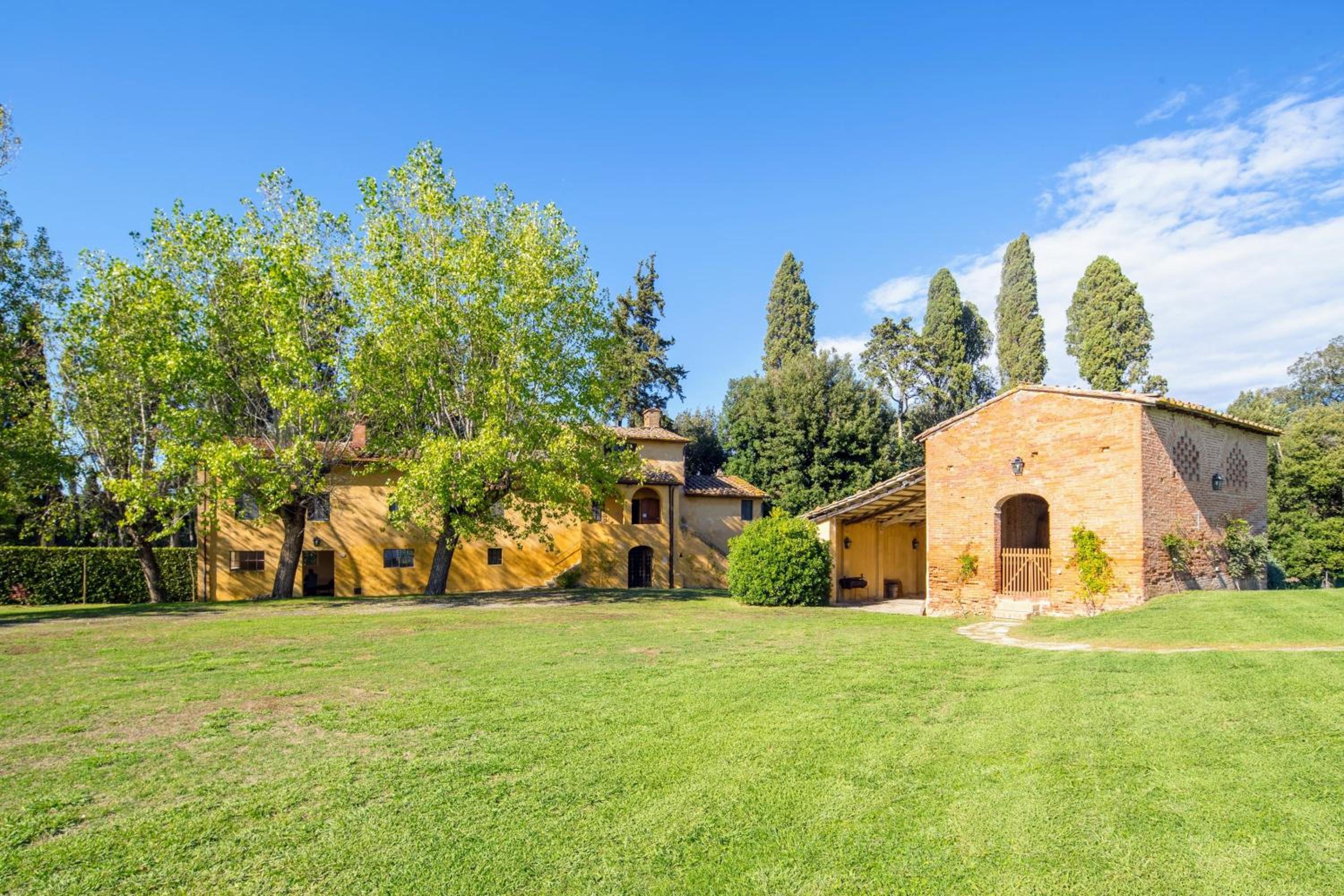 Villa With Private Pool photo 2