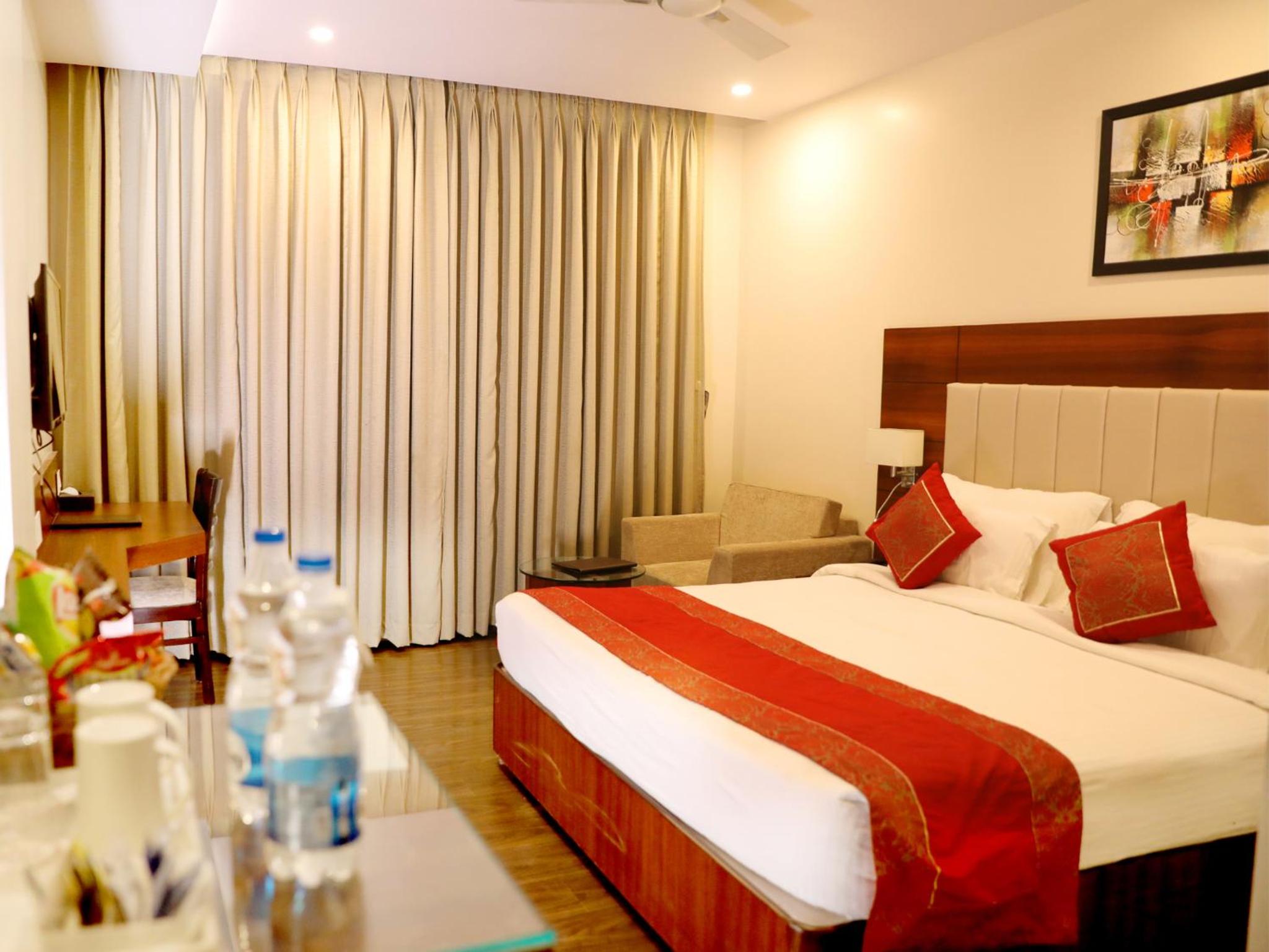 Deluxe Room - Photo 4
