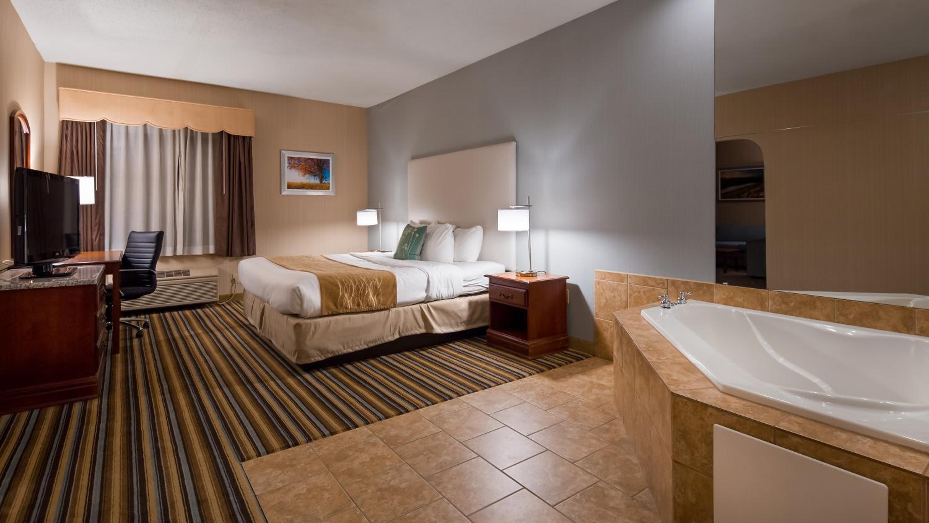 King Room with Spa Bath - Non-Smoking - Photo 6