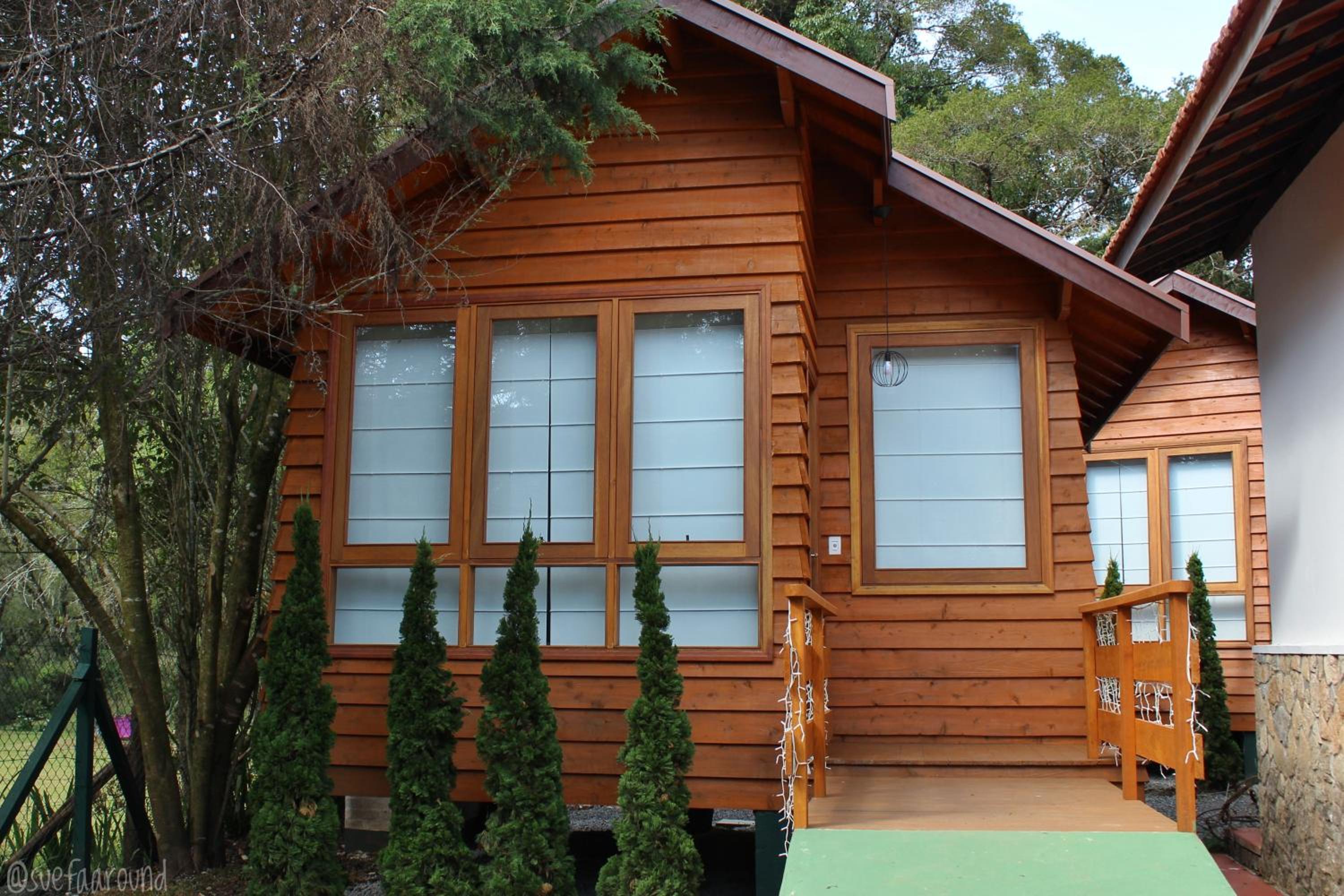 Wooden Chalet with Spa Bath photo 2