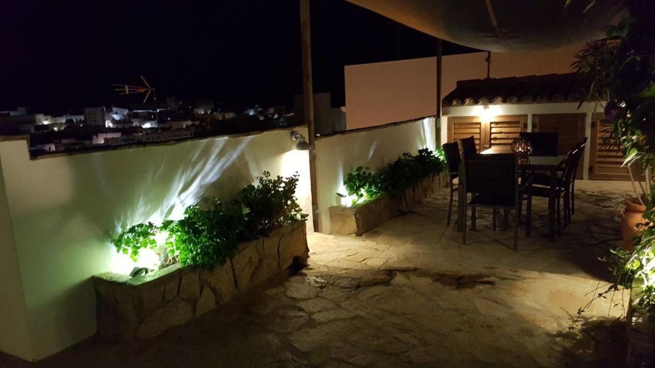 Apartment with Terrace - Photo 30