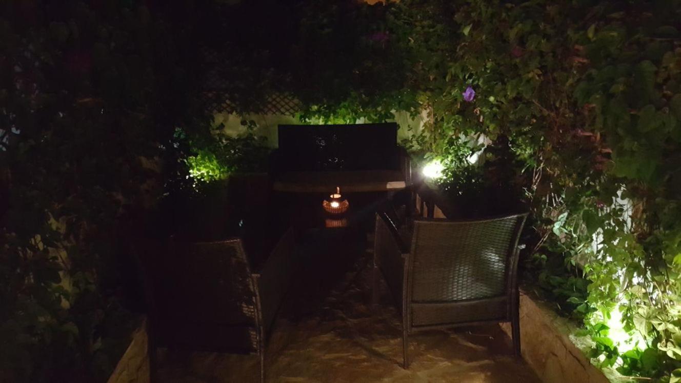 Apartment with Terrace - Photo 31
