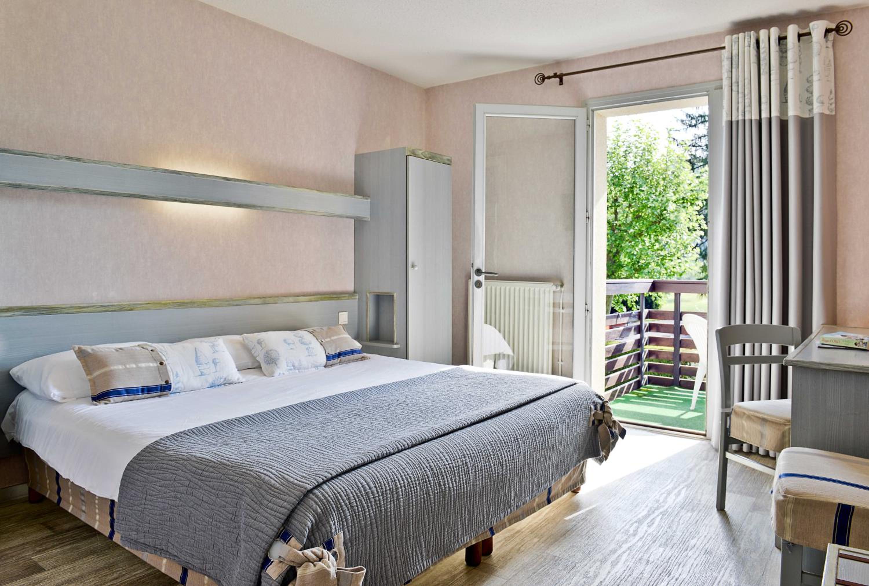 Double Room - Photo 4