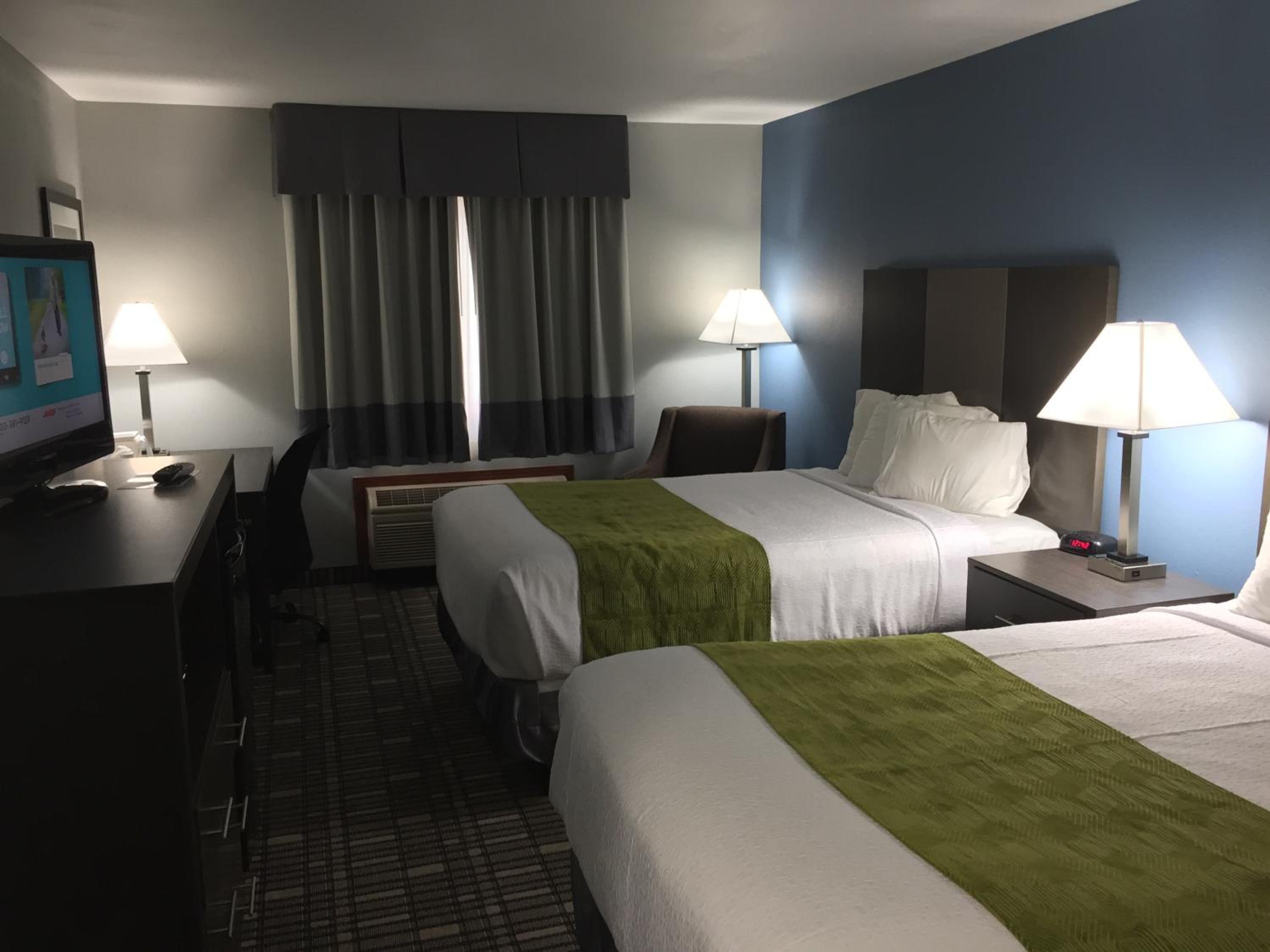 Double Room with Two Double Beds - Non-Smoking - Photo 3