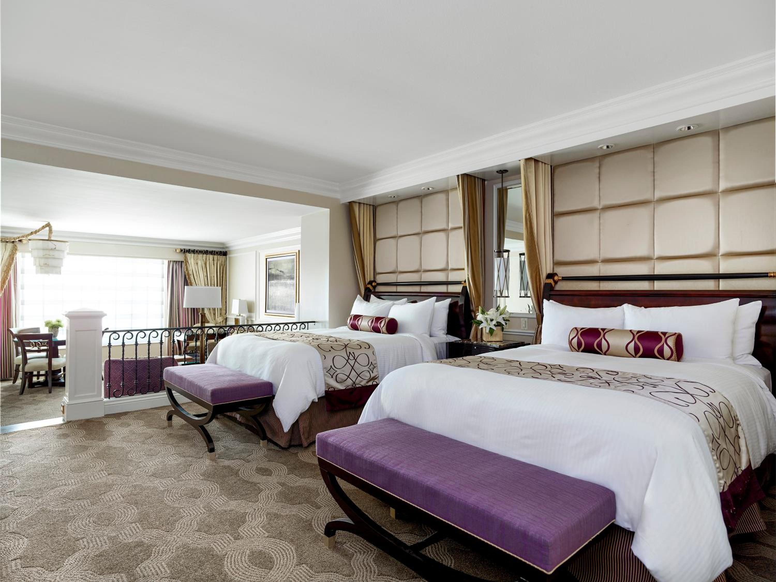Newly Remodeled Luxury Two Queen Suite with Prestige Club Lounge Access