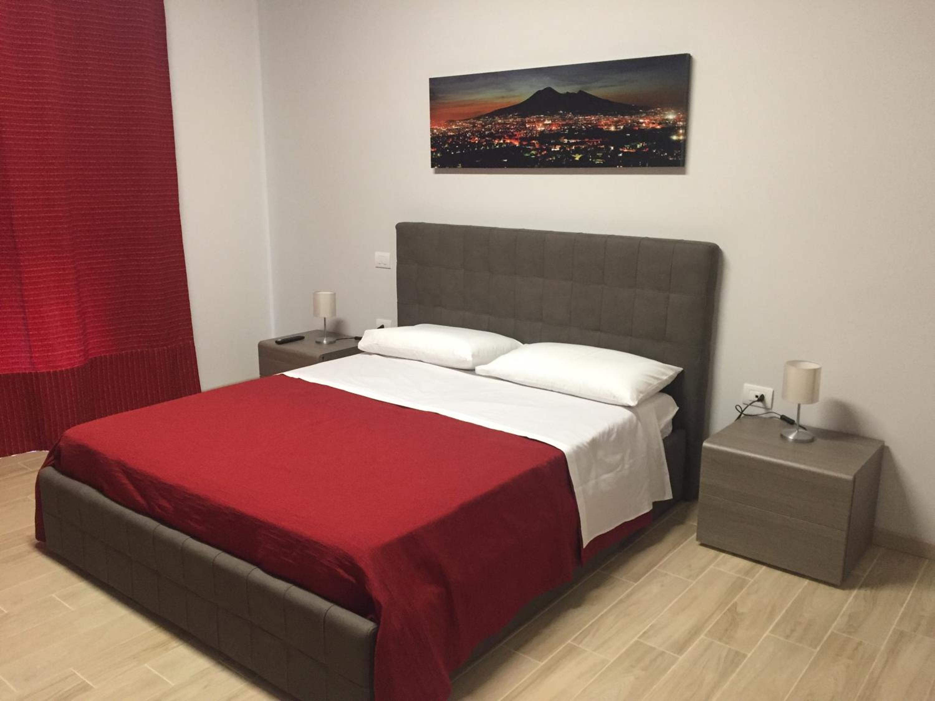 Queen Room with Balcony photo 1