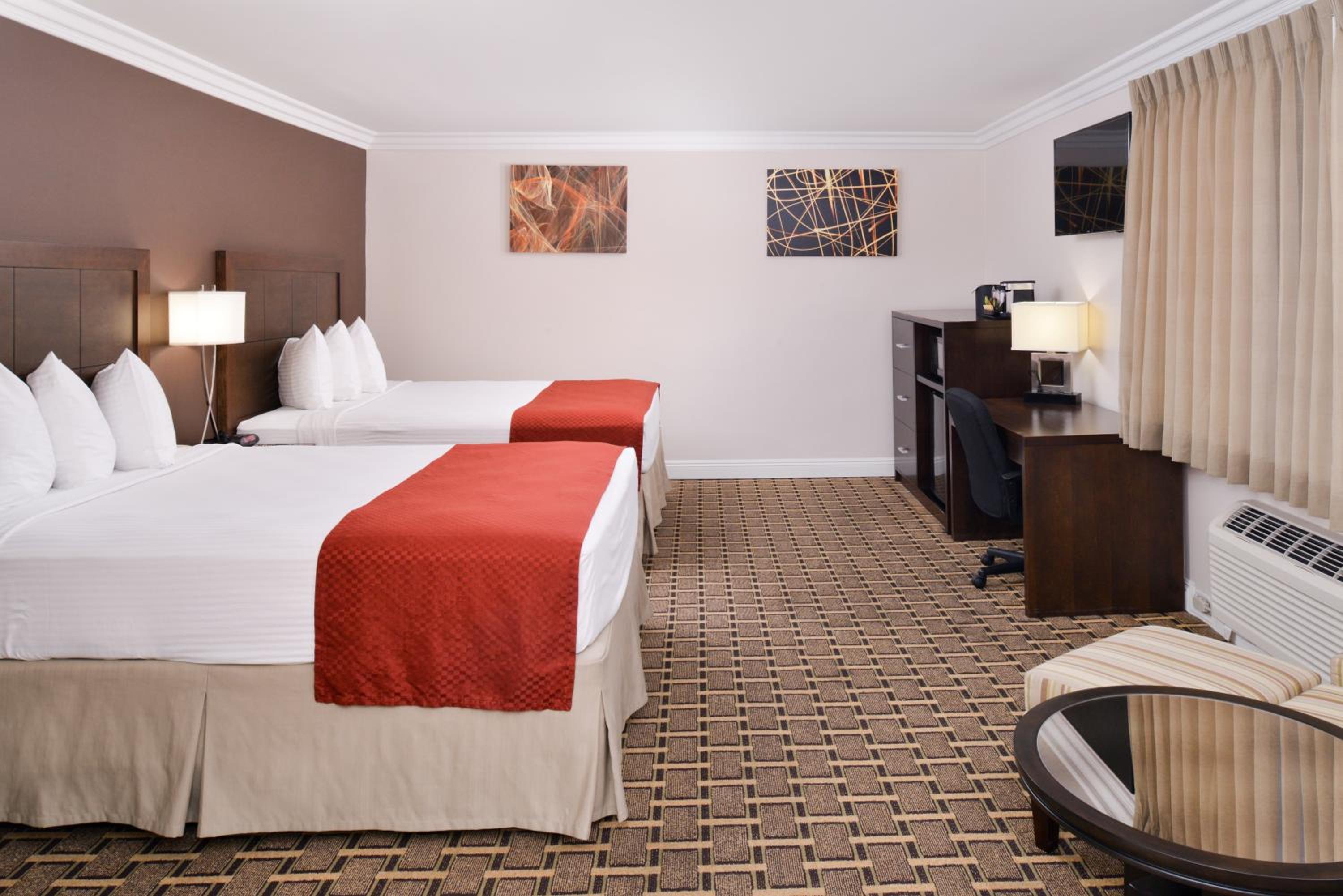 Queen Room with Two Queen Beds - Non-Smoking