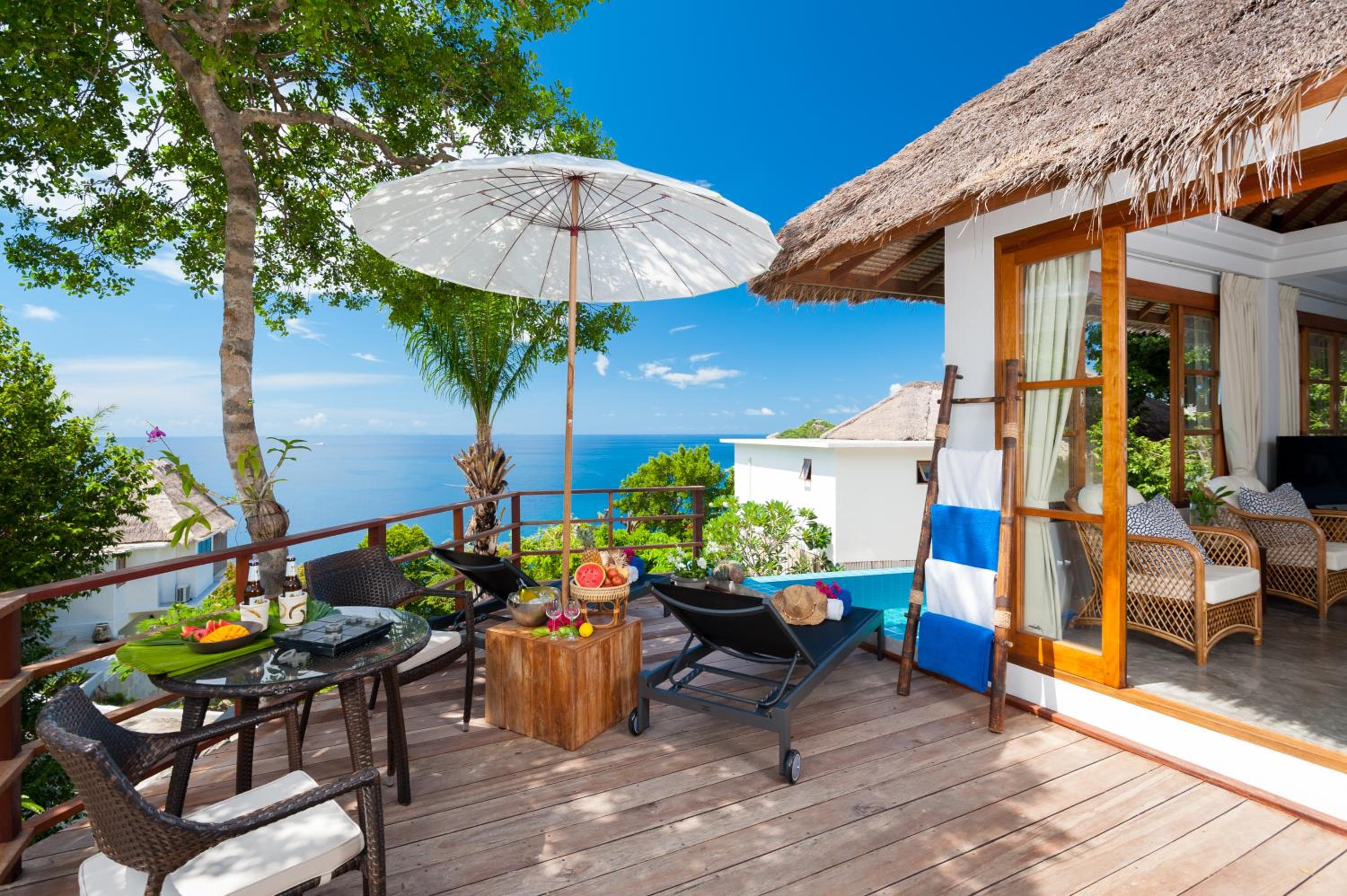 P1 Studio Pool Villa with Sea View - Photo 5