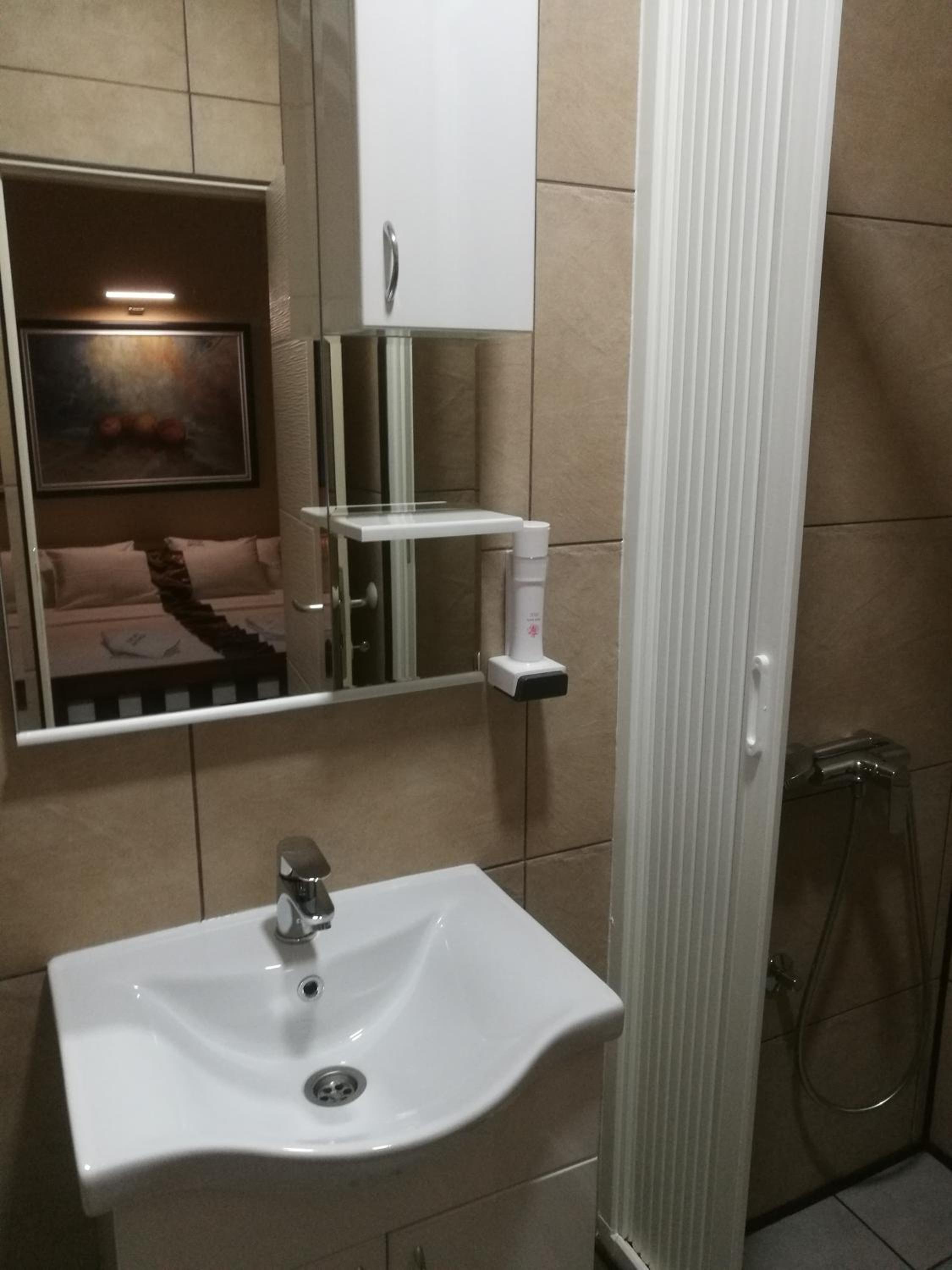 Deluxe Double Room with Balcony photo 2