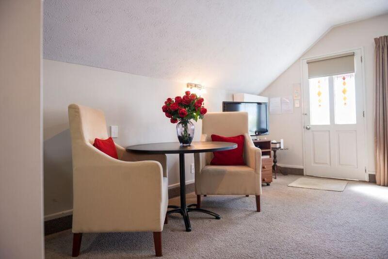 Premium Executive King Studio - Photo 1