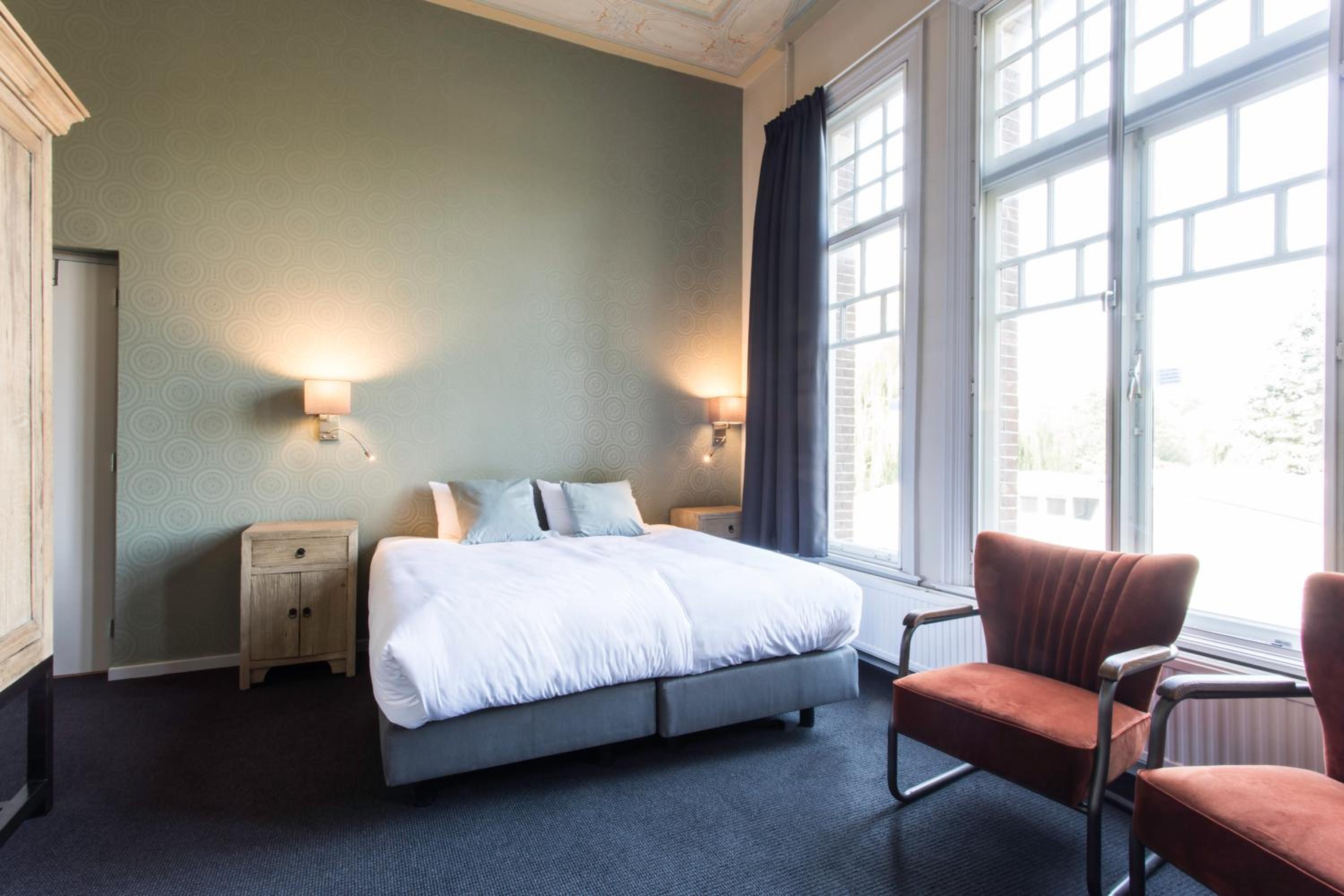 Deluxe Double Room photo 3