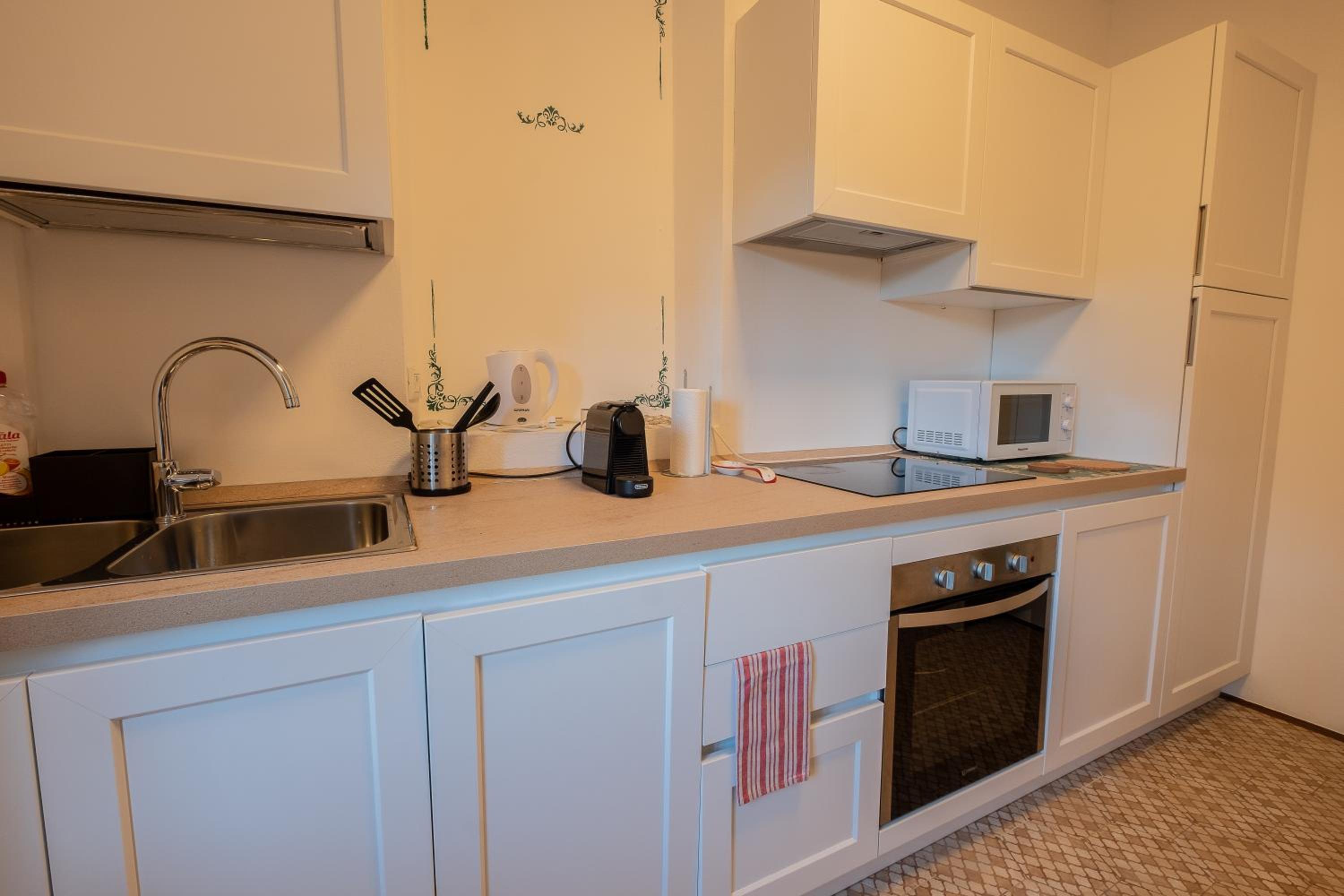 Deluxe One-Bedroom Apartment with Garden View