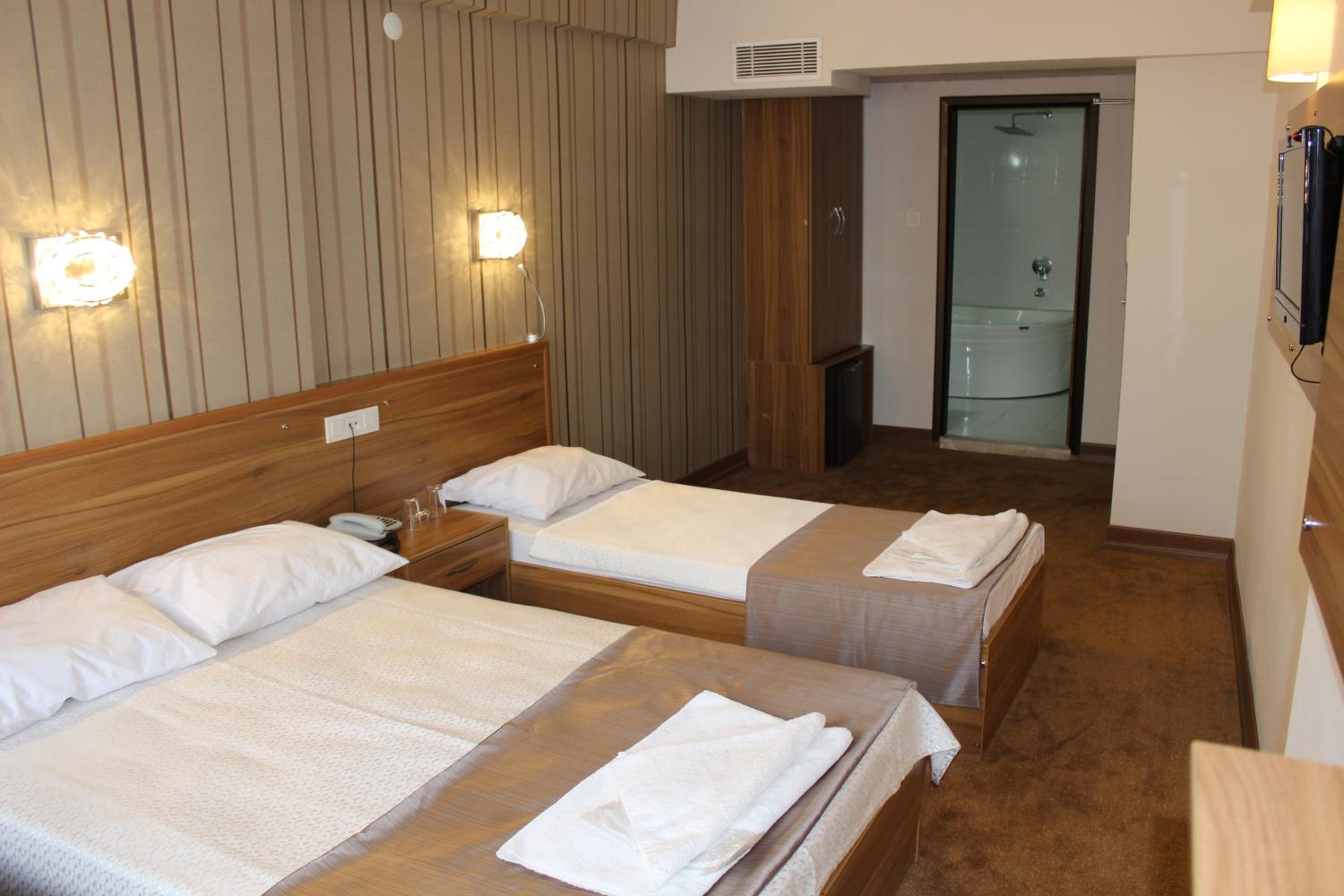 Standard Triple Room photo 1