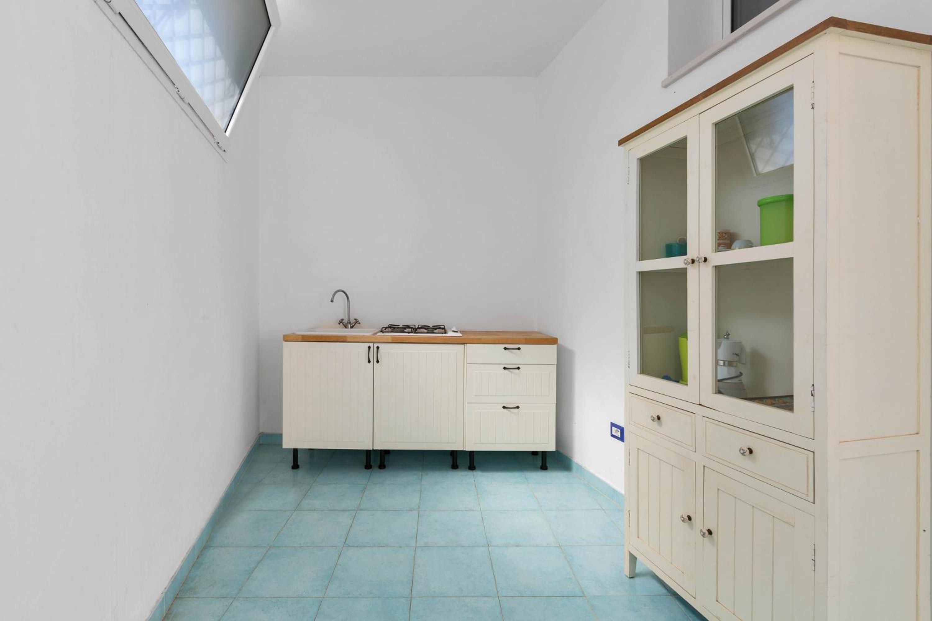 Standard Double Room - Basement photo 3