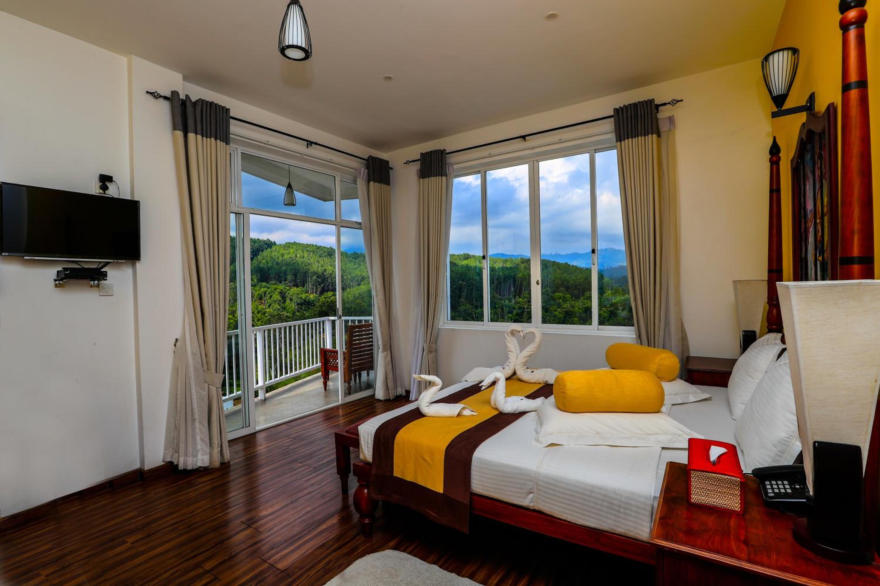Triple Room with Mountain View