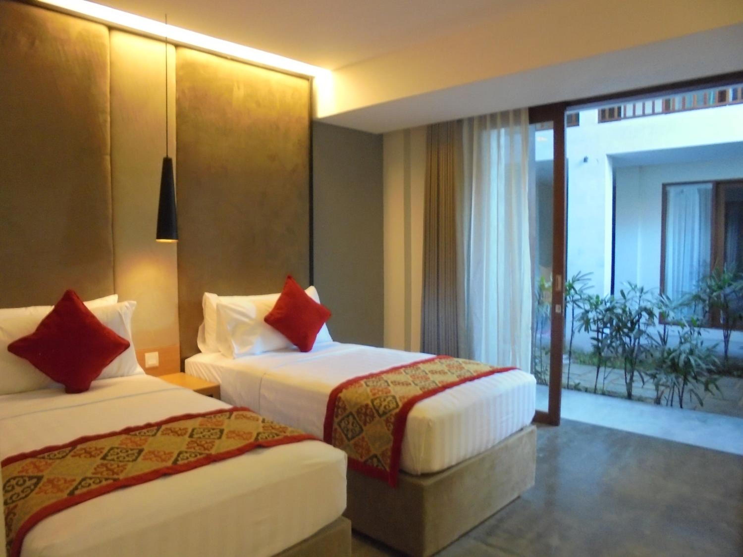 Grand Deluxe Twin Room - Photo 1