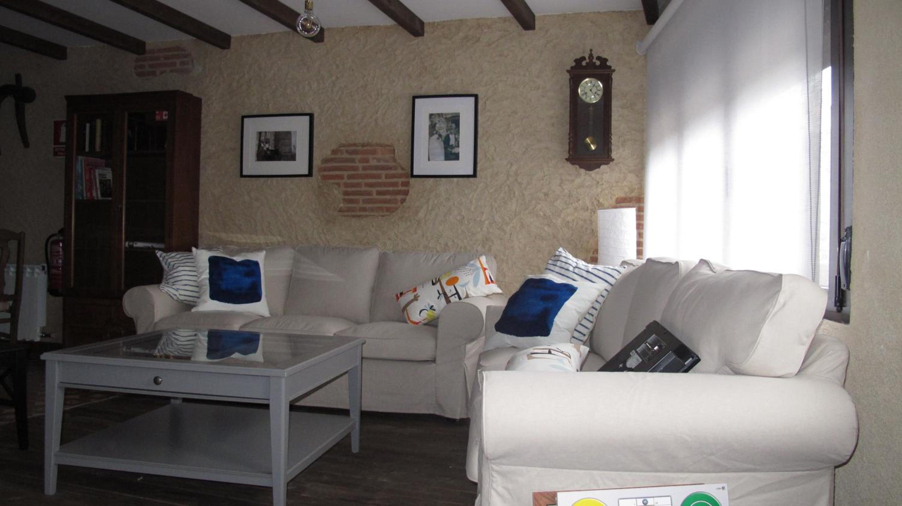 Casa de cuatro habitaciones
