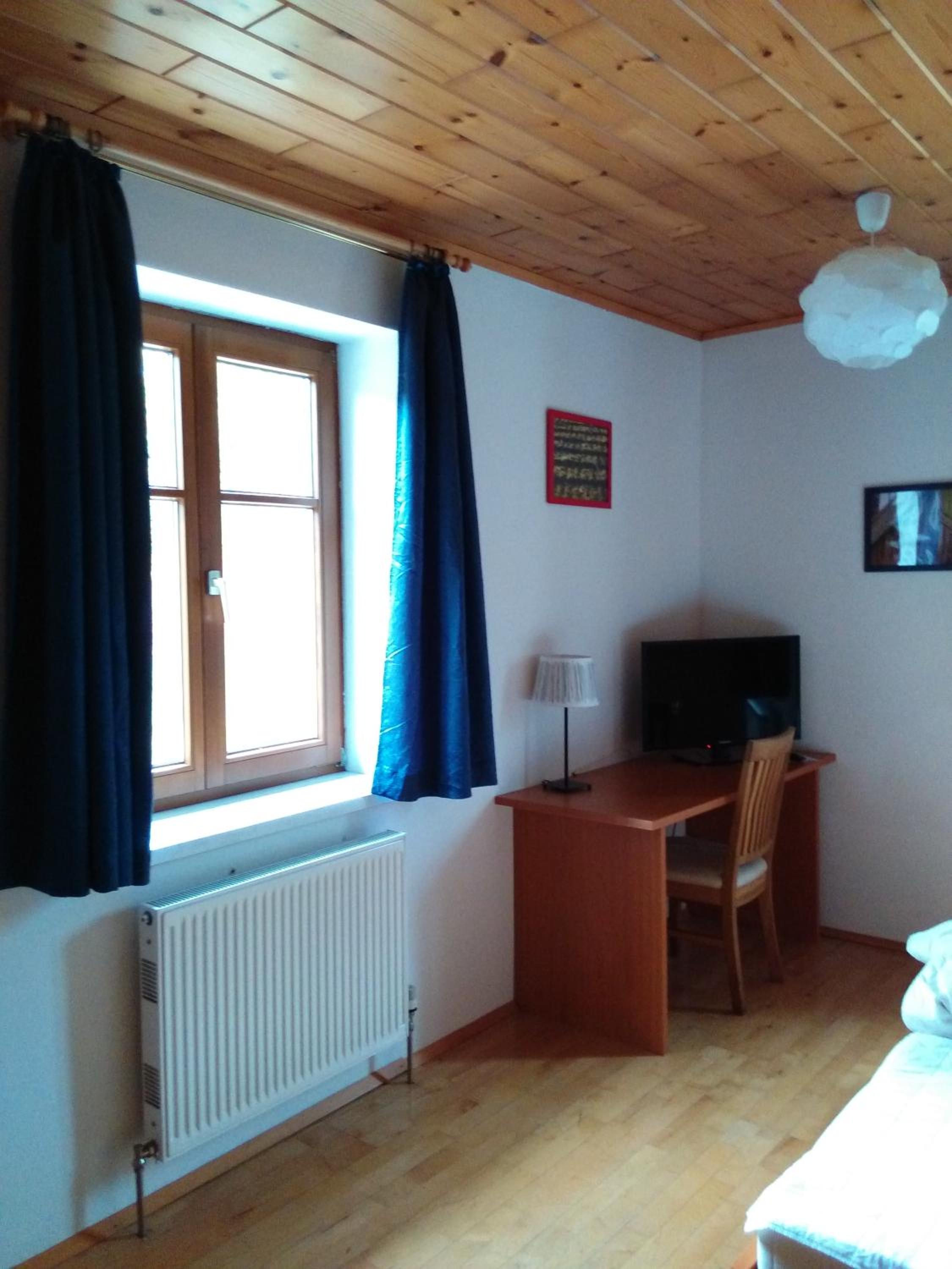 Apartment - Photo 4