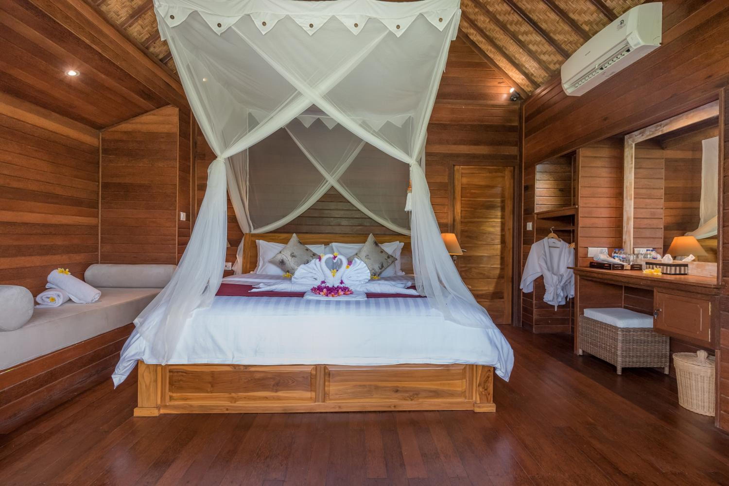 Deluxe Double or Twin Room photo 1