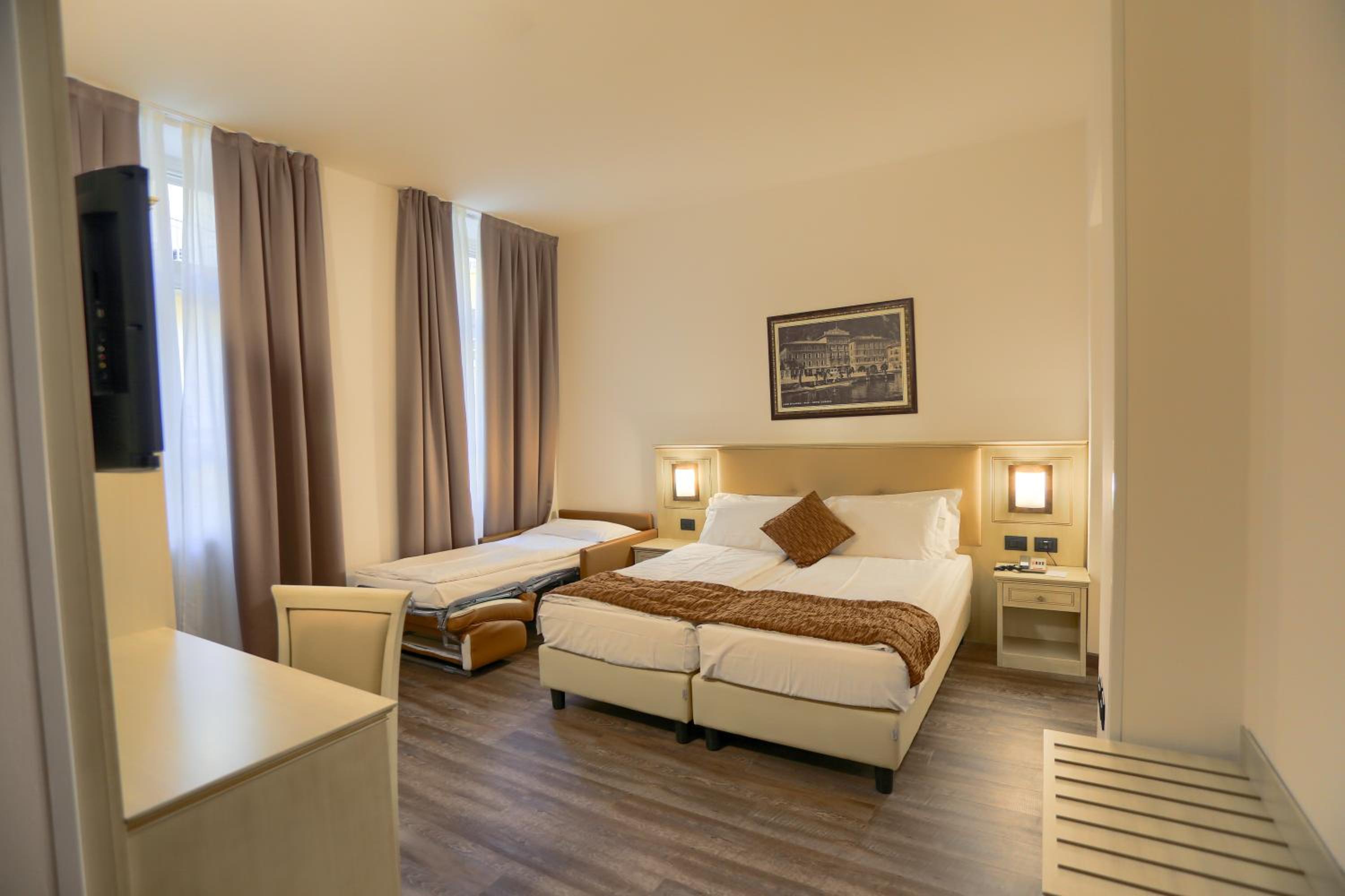 Dreibettzimmer