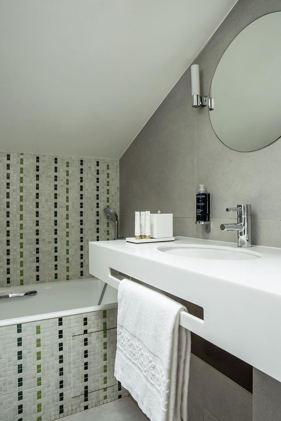 Superior Double Room with Courtyard View photo 2