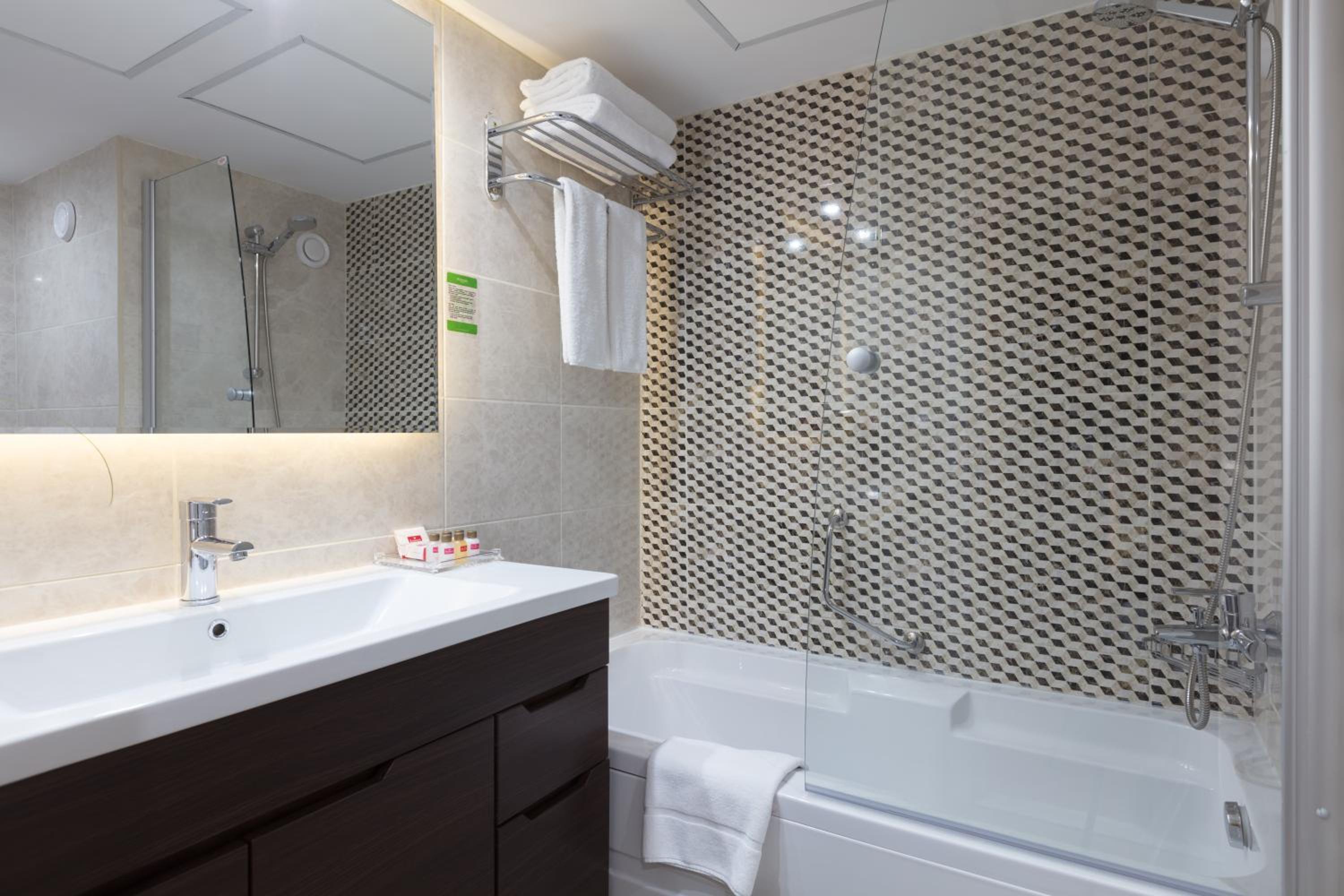Busines Double Room - Photo 11