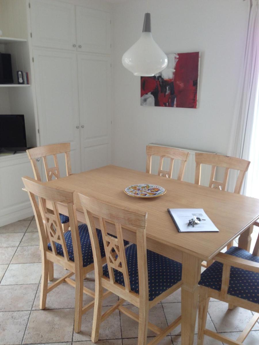 Apartment - Split Level photo 2