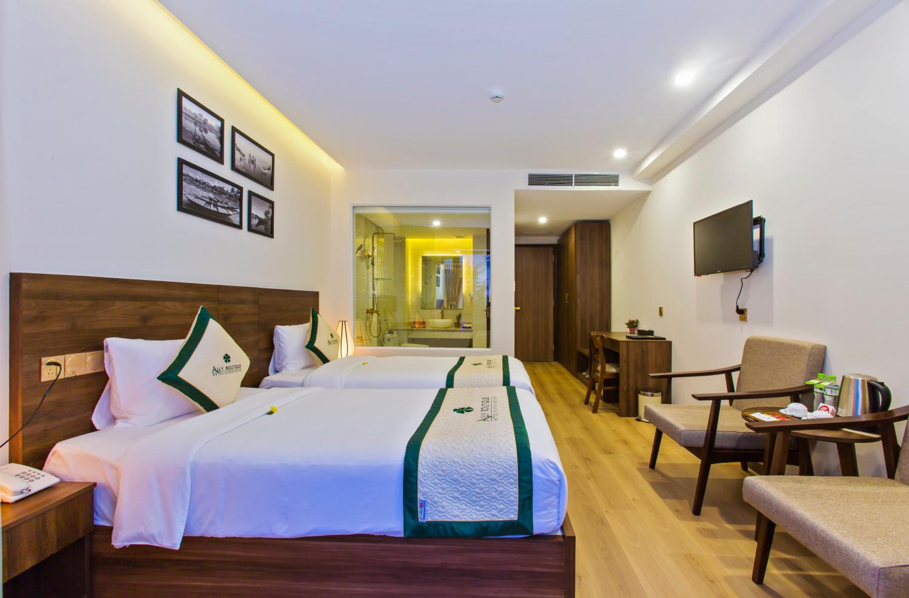 Deluxe Twin Room - Photo 1