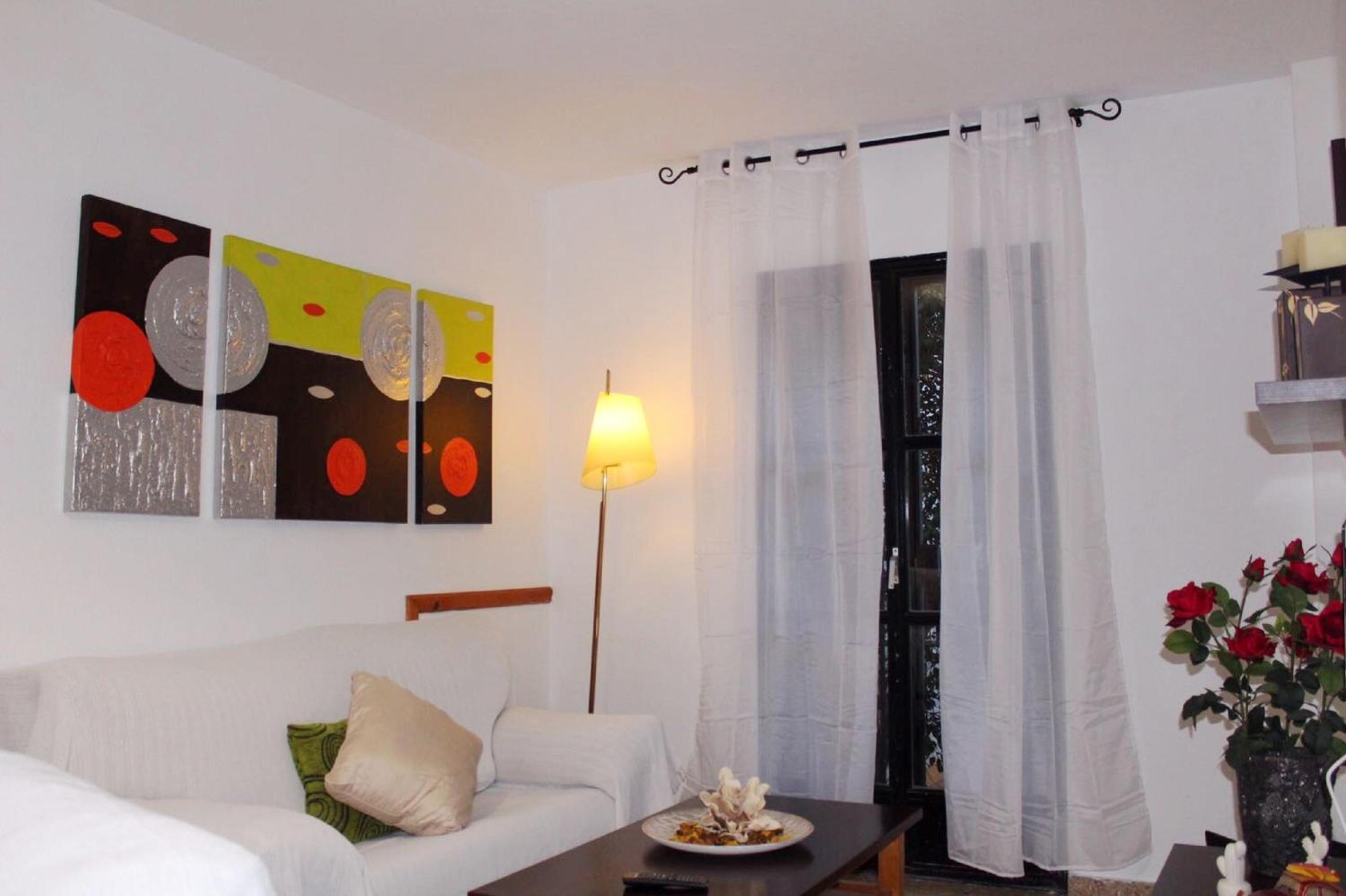 Three-Bedroom Apartment - Photo 5