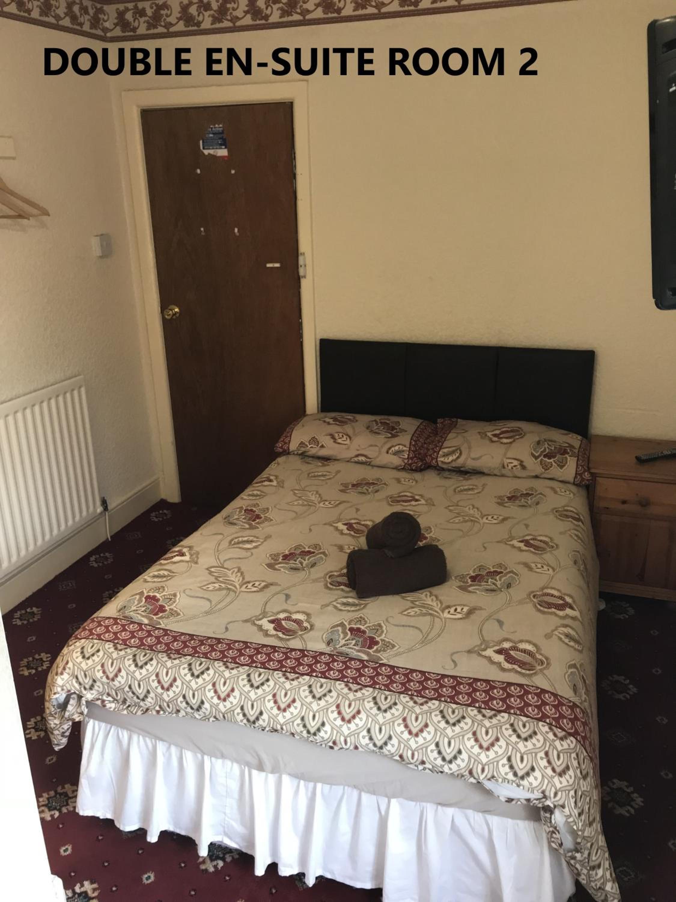 Double Room with Private Bathroom