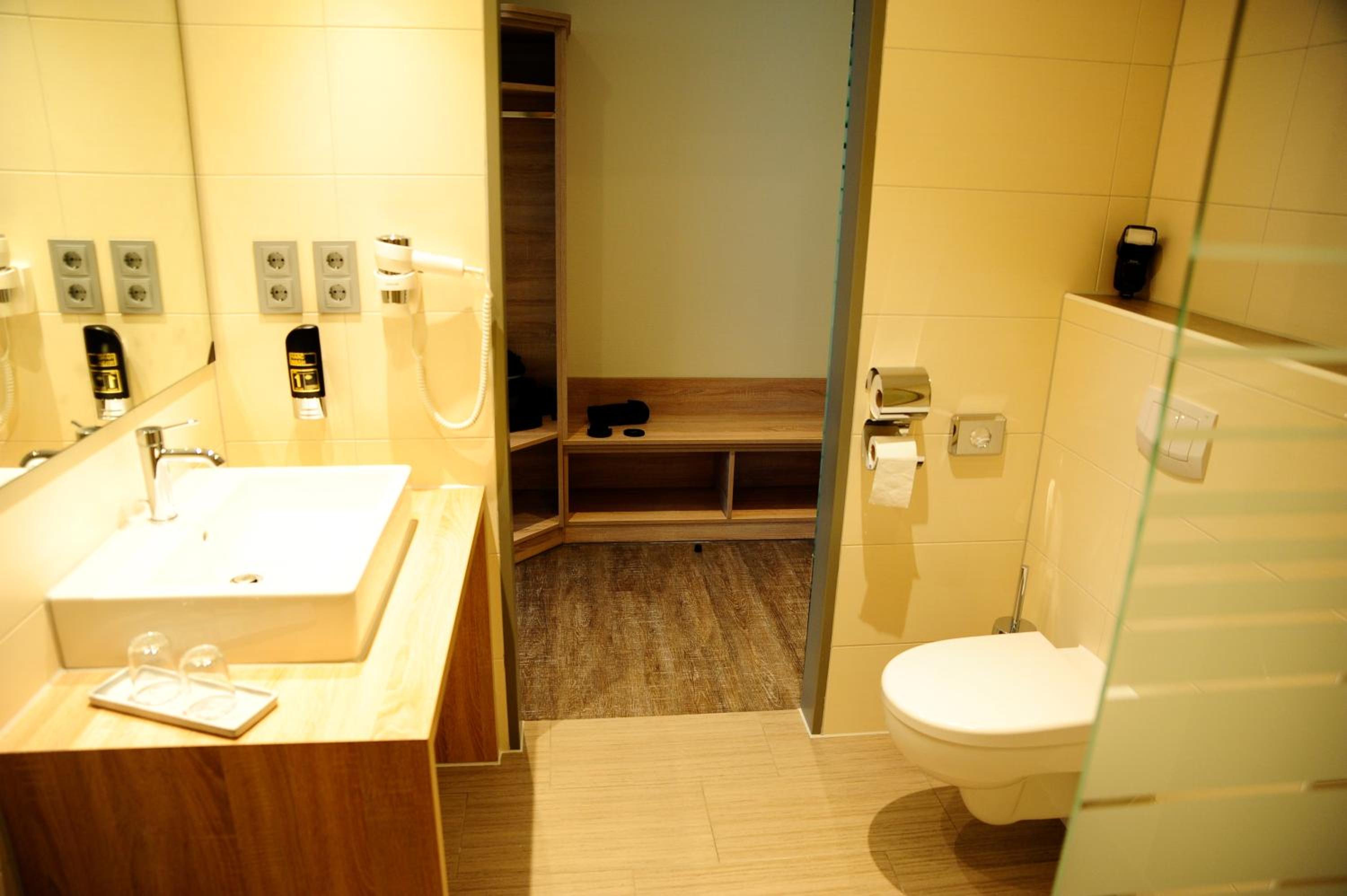 Comfort Double Room - Photo 5