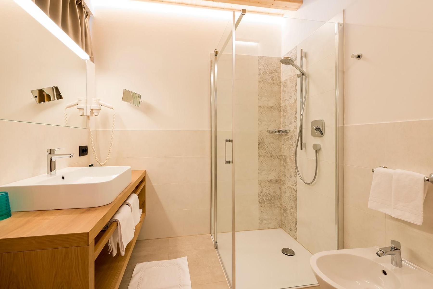 Double Room - Annex - Photo 10