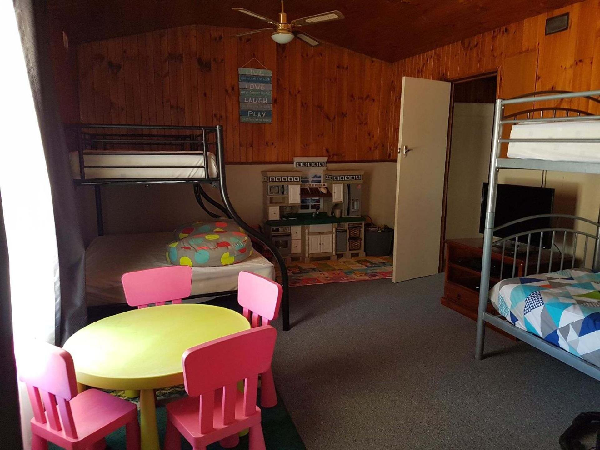 Three-Bedroom House photo 2
