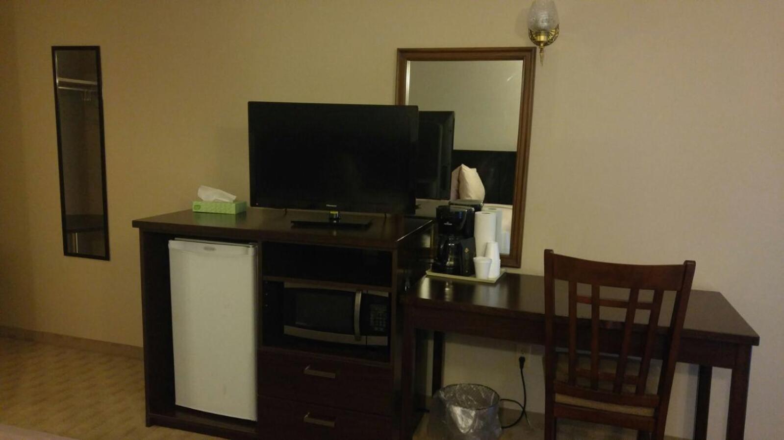 Economy Double Room photo 2