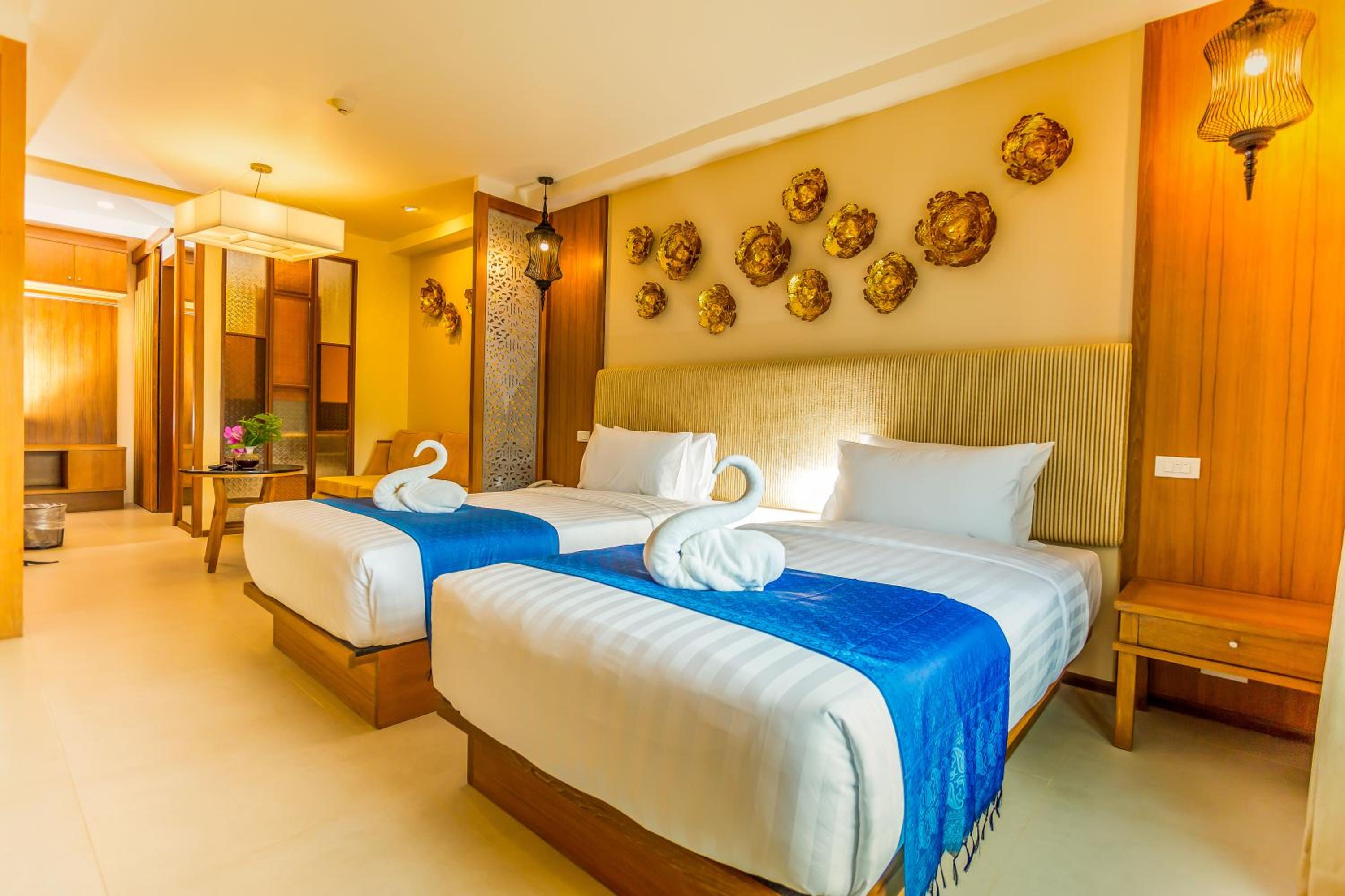Deluxe Twin Room photo 2