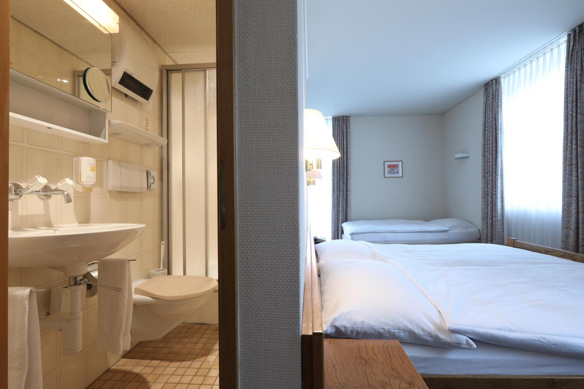 Triple Room with Bathroom