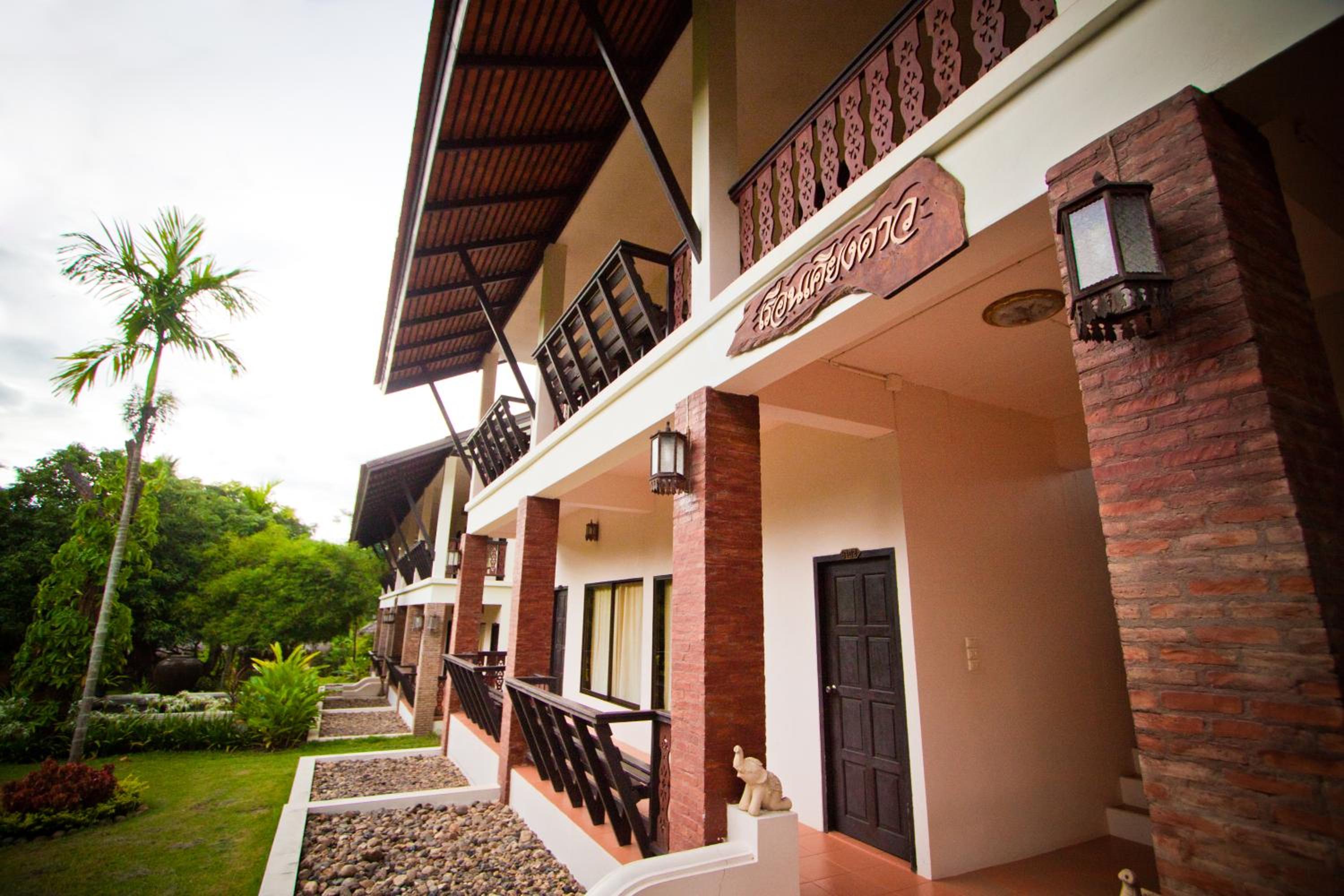 Deluxe Double or Twin Room - Photo 5