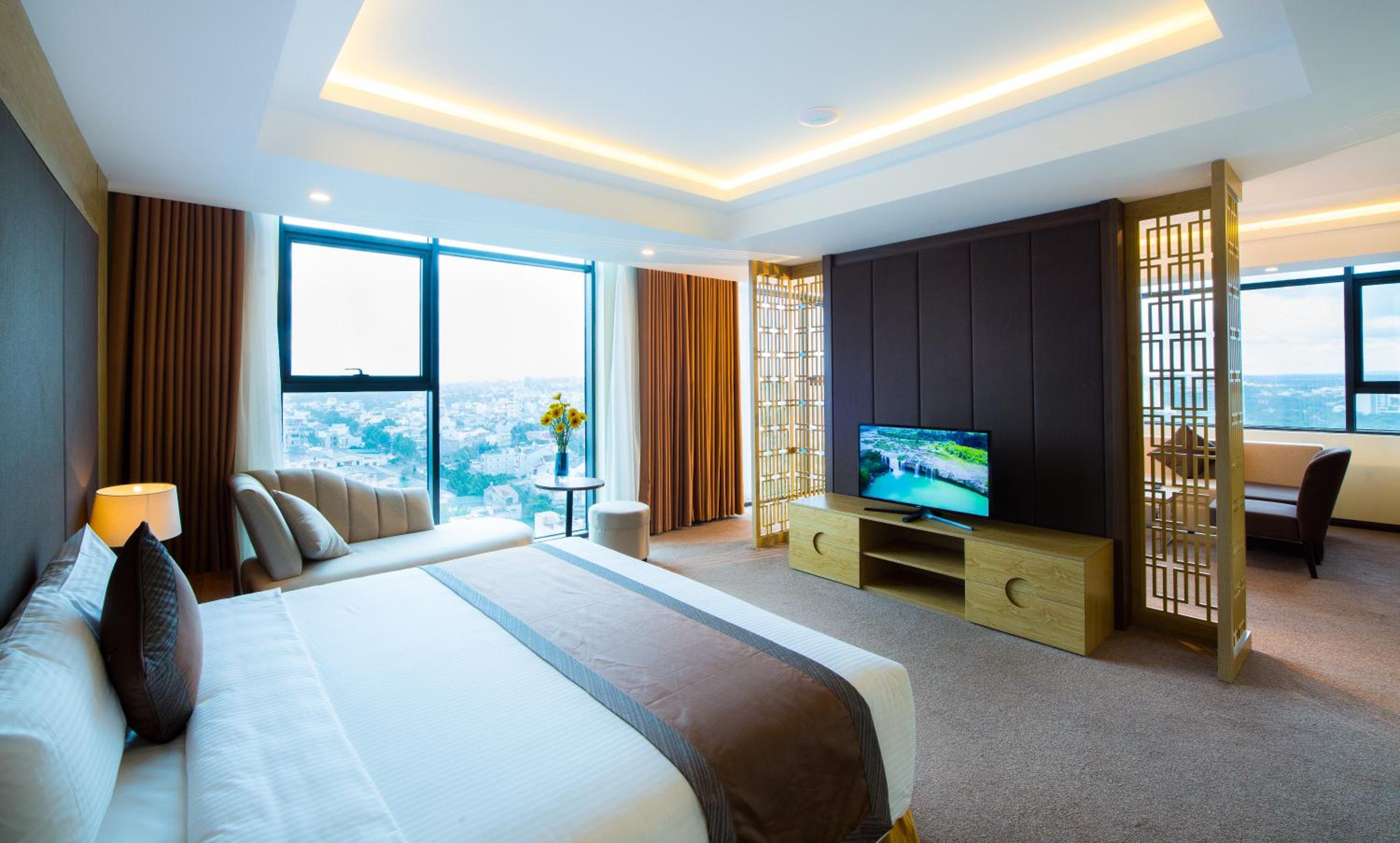 Executive Suite photo 1