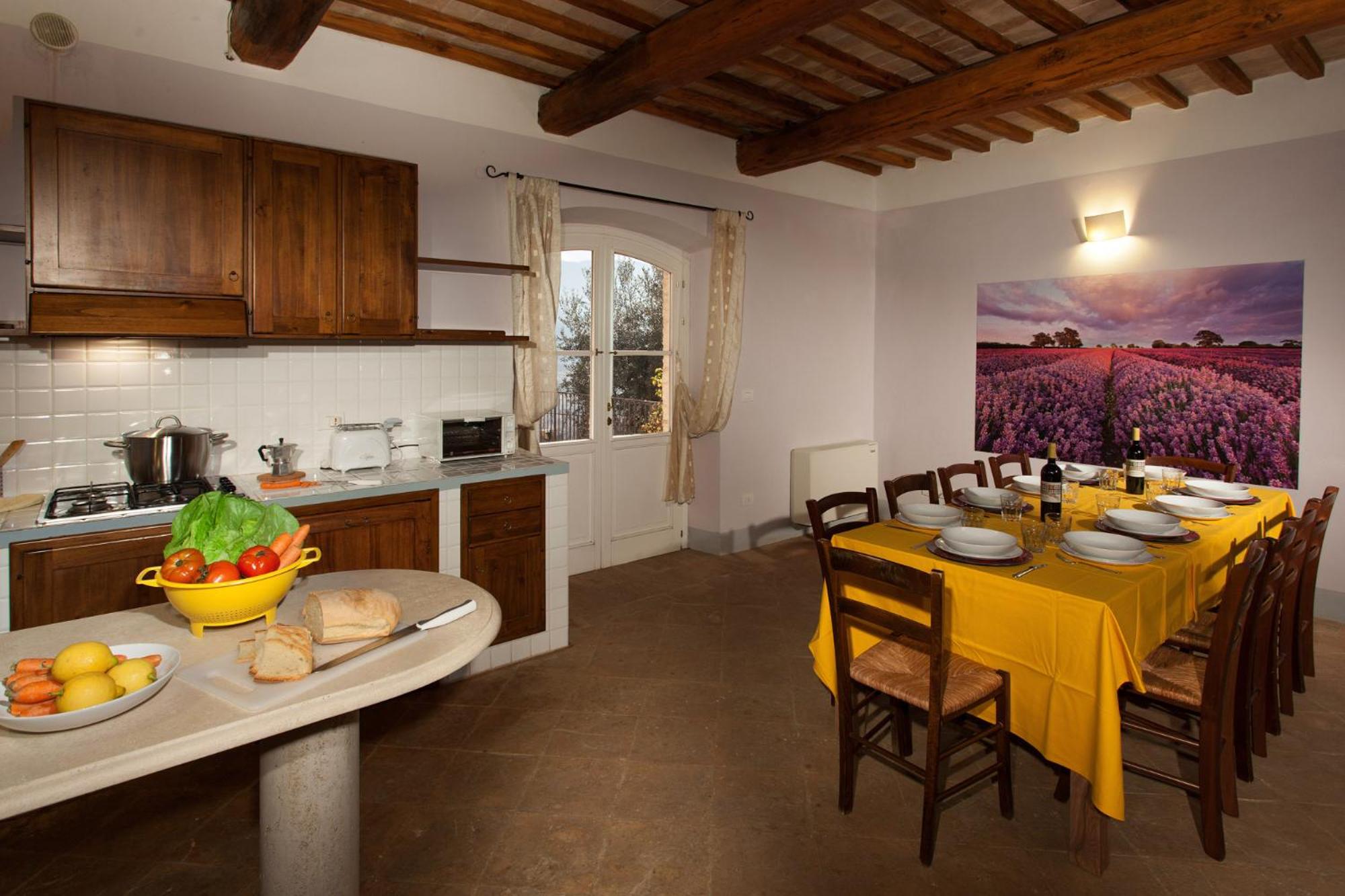 Two-Bedroom Apartment - Photo 2