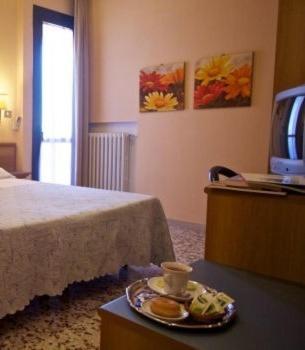 Triple Room - Photo 2