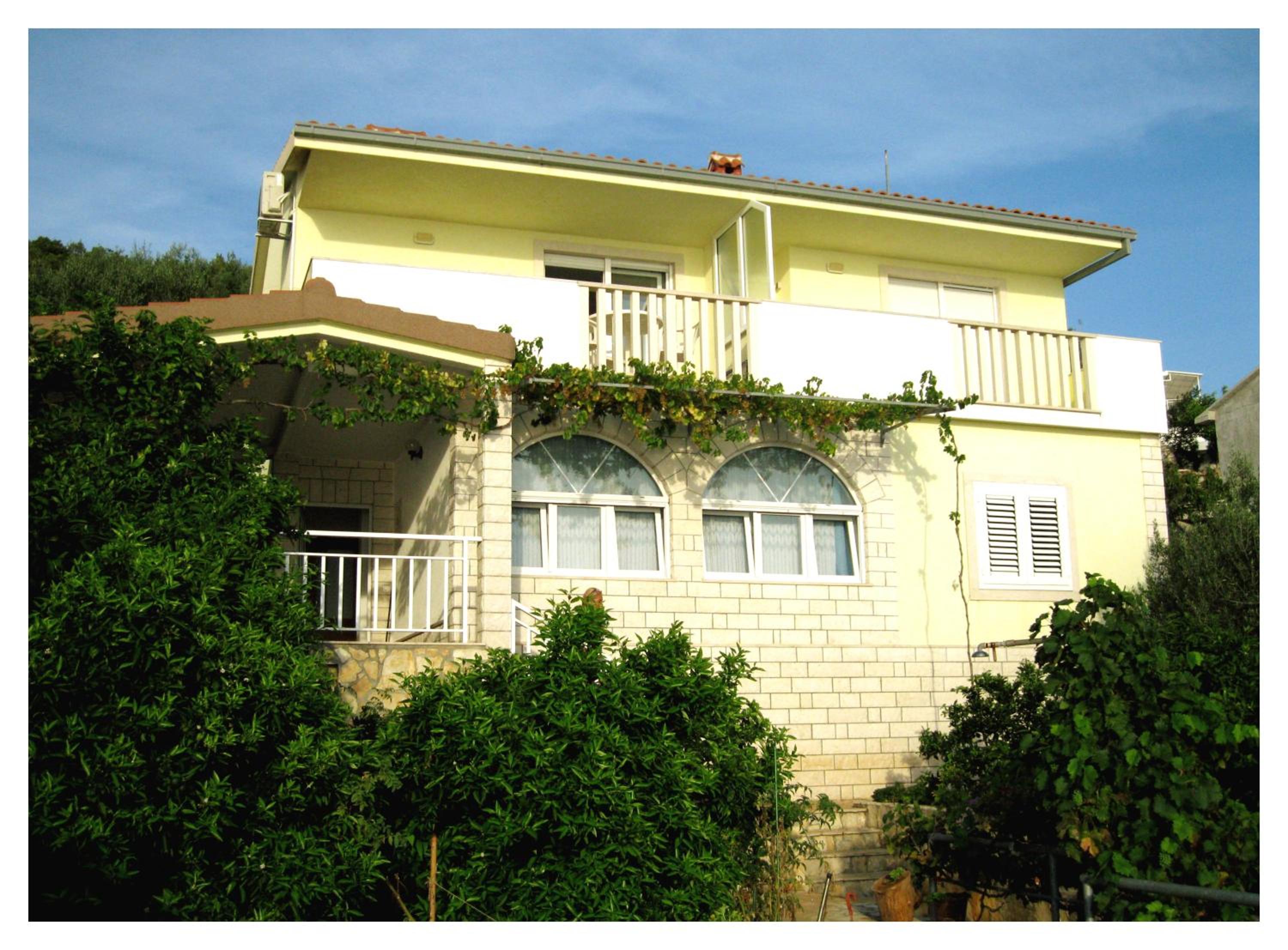 Apartment with Sea View photo 2