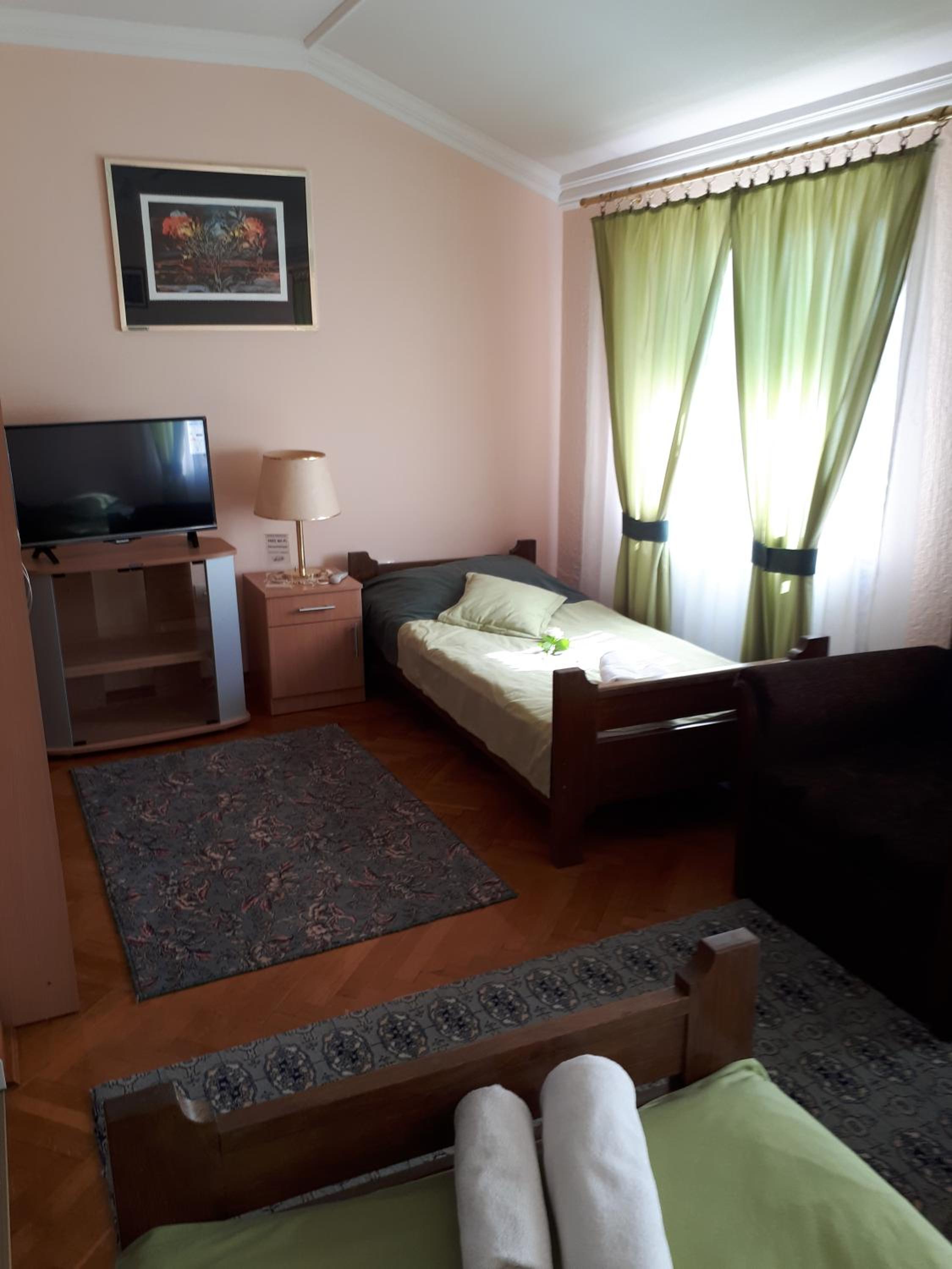Triple Room - Photo 7