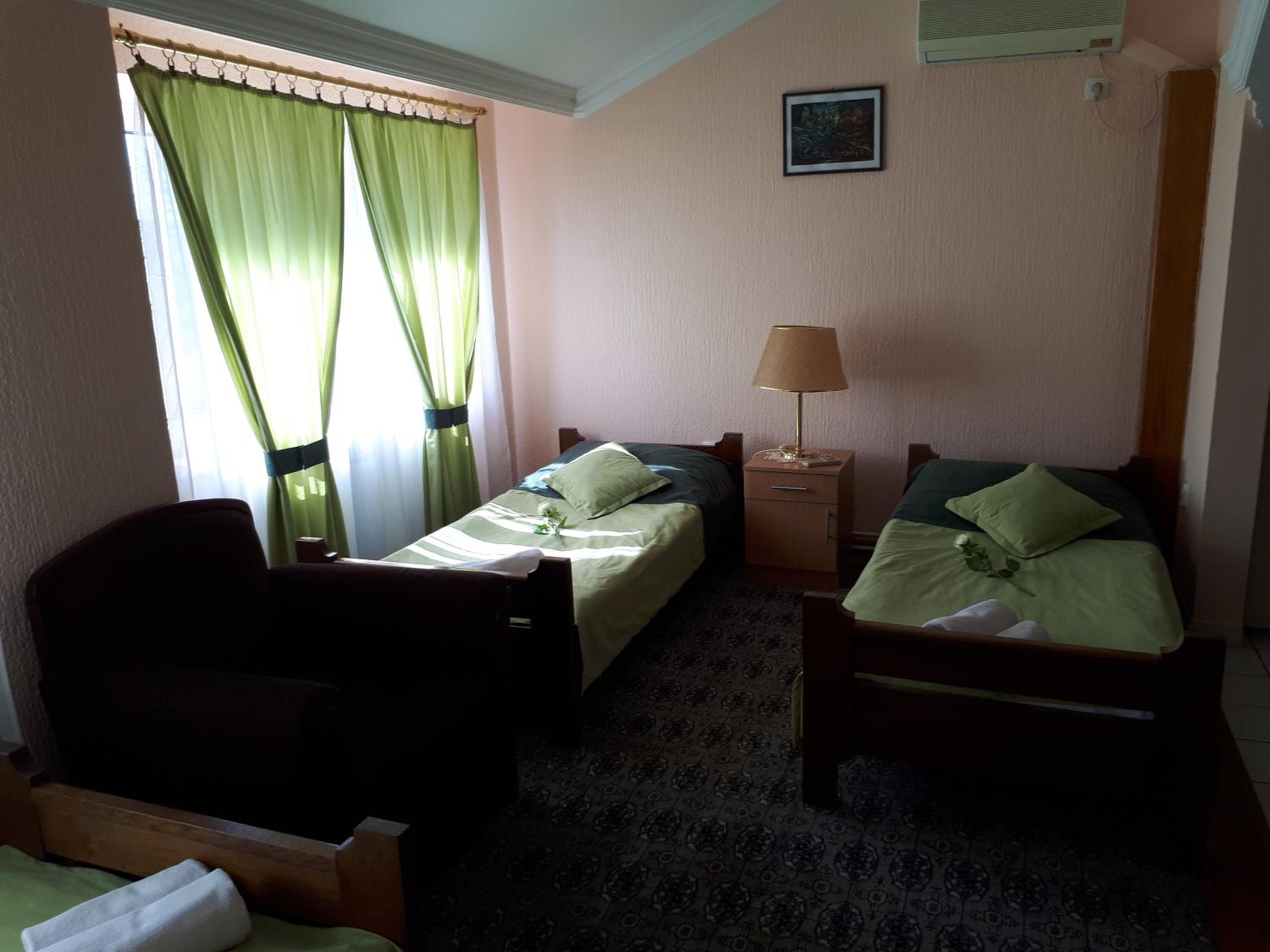 Triple Room - Photo 5