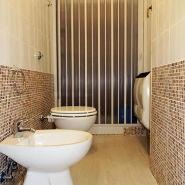 One-Bedroom House - Photo 6