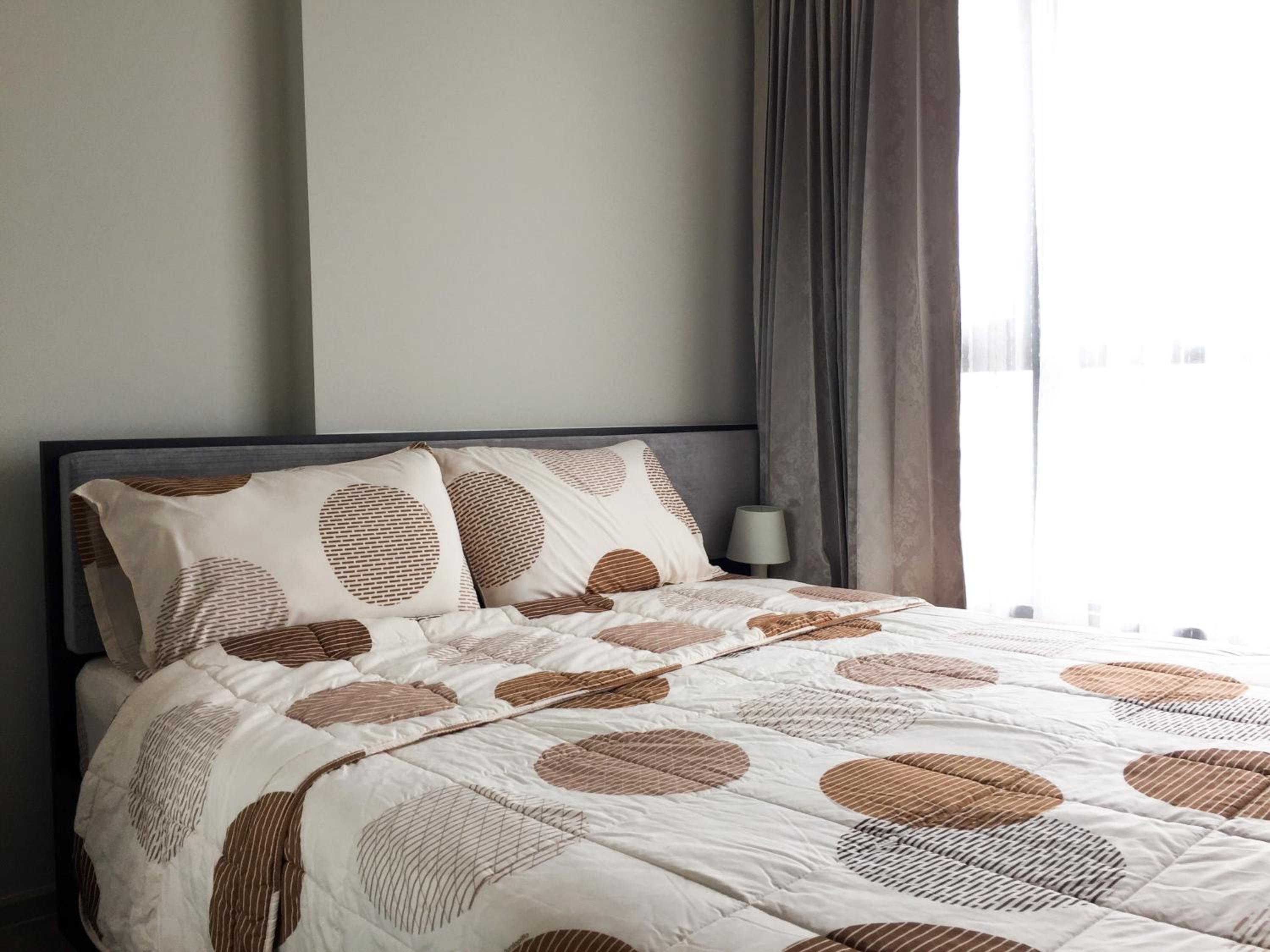 One-Bedroom Apartment - Photo 6